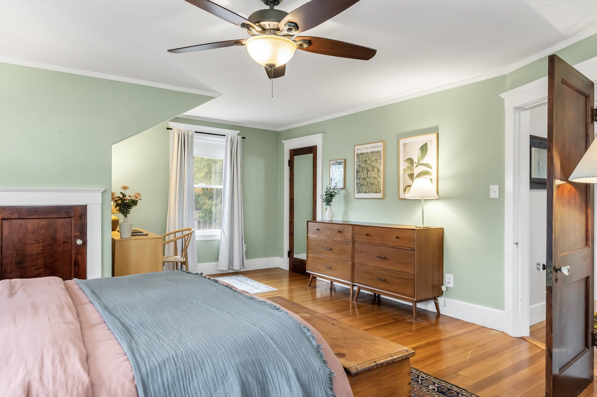 Single Family Residence at 15 Larchmont Rd, Salem MA 01970, Salem, photo 25 of 42