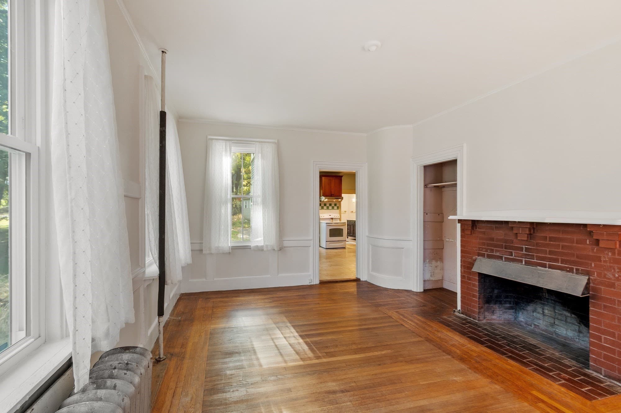 Single Family Residence at 330 Washington Street, Melrose MA 02176, Melrose, photo 6 of 41