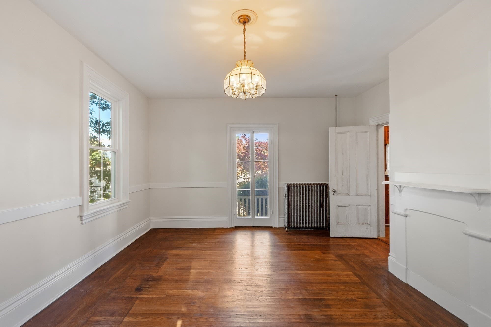 Single Family Residence at 330 Washington Street, Melrose MA 02176, Melrose, photo 9 of 41
