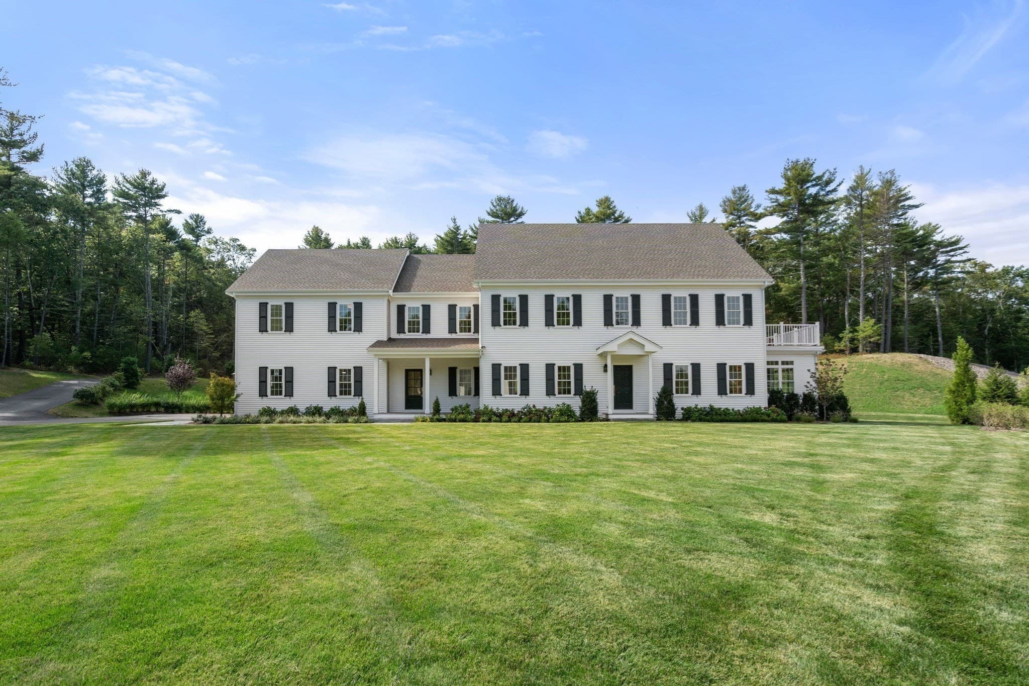 Single Family Residence at 11 Modoc, Duxbury MA 02332, Duxbury, photo 2 of 39
