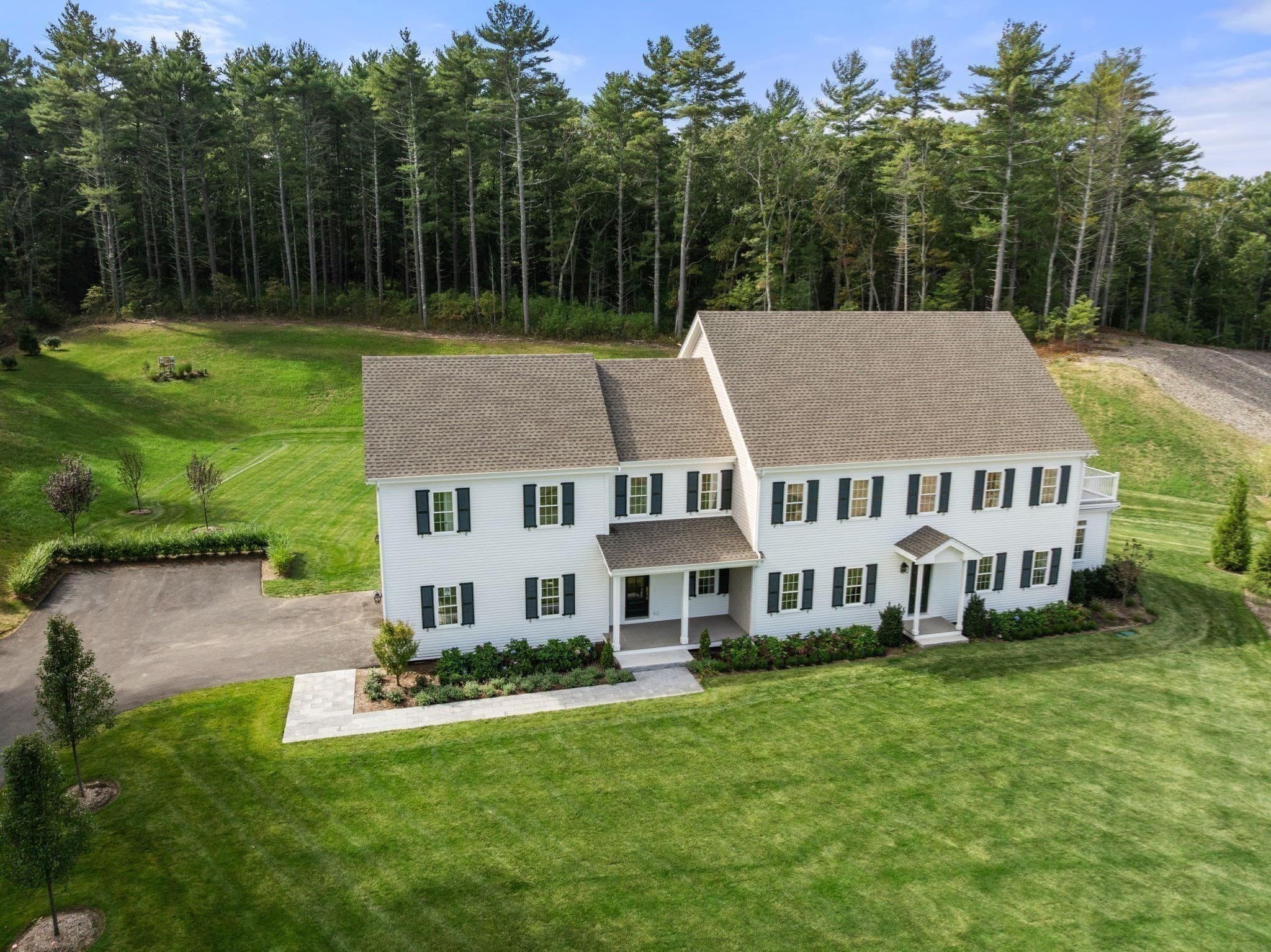 Single Family Residence at 11 Modoc, Duxbury MA 02332, Duxbury, photo 3 of 39