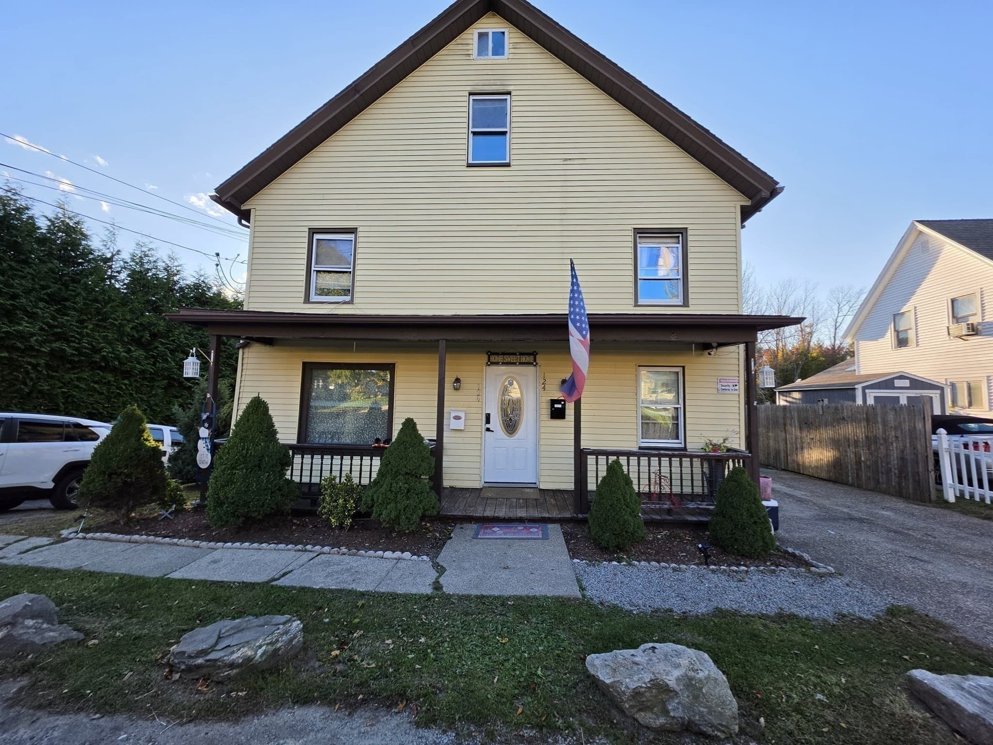 Multi Family at 124 Pleasant St, Leicester MA 01524, Leicester, photo 5 of 42