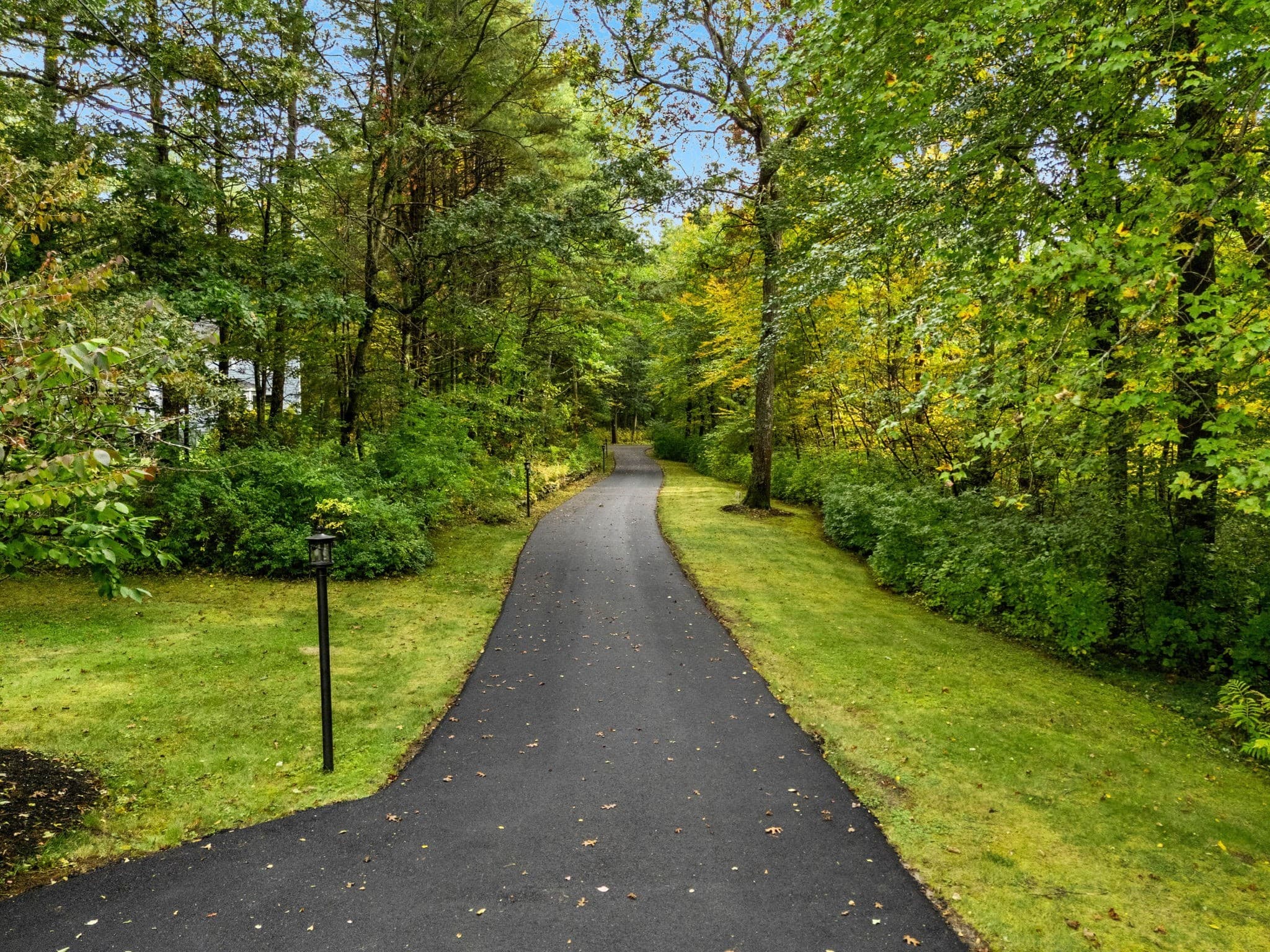 Single Family Residence at 202 Lacy St, North Andover MA 01845, North Andover, photo 9 of 42