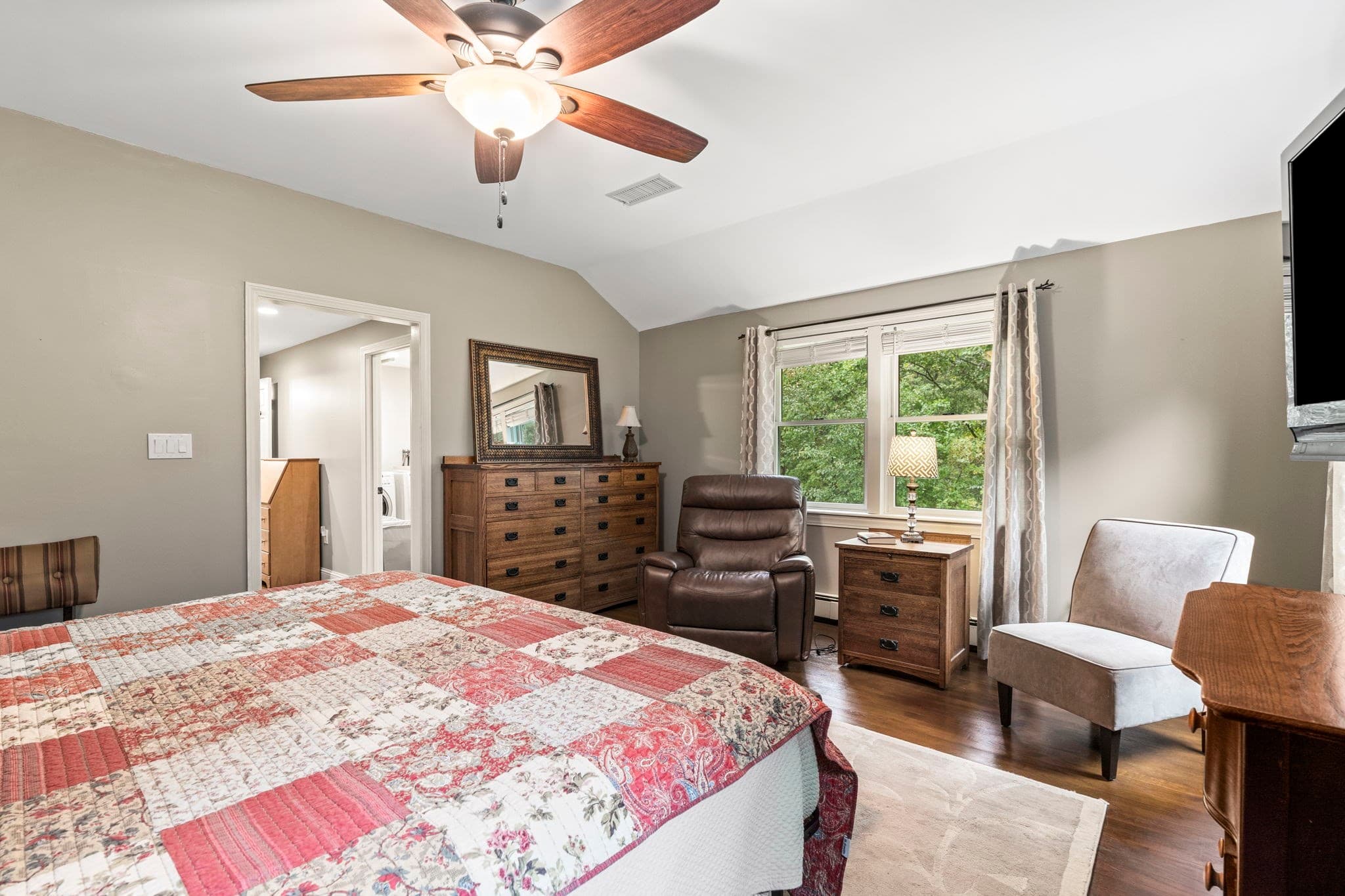 Single Family Residence at 202 Lacy St, North Andover MA 01845, North Andover, photo 25 of 42