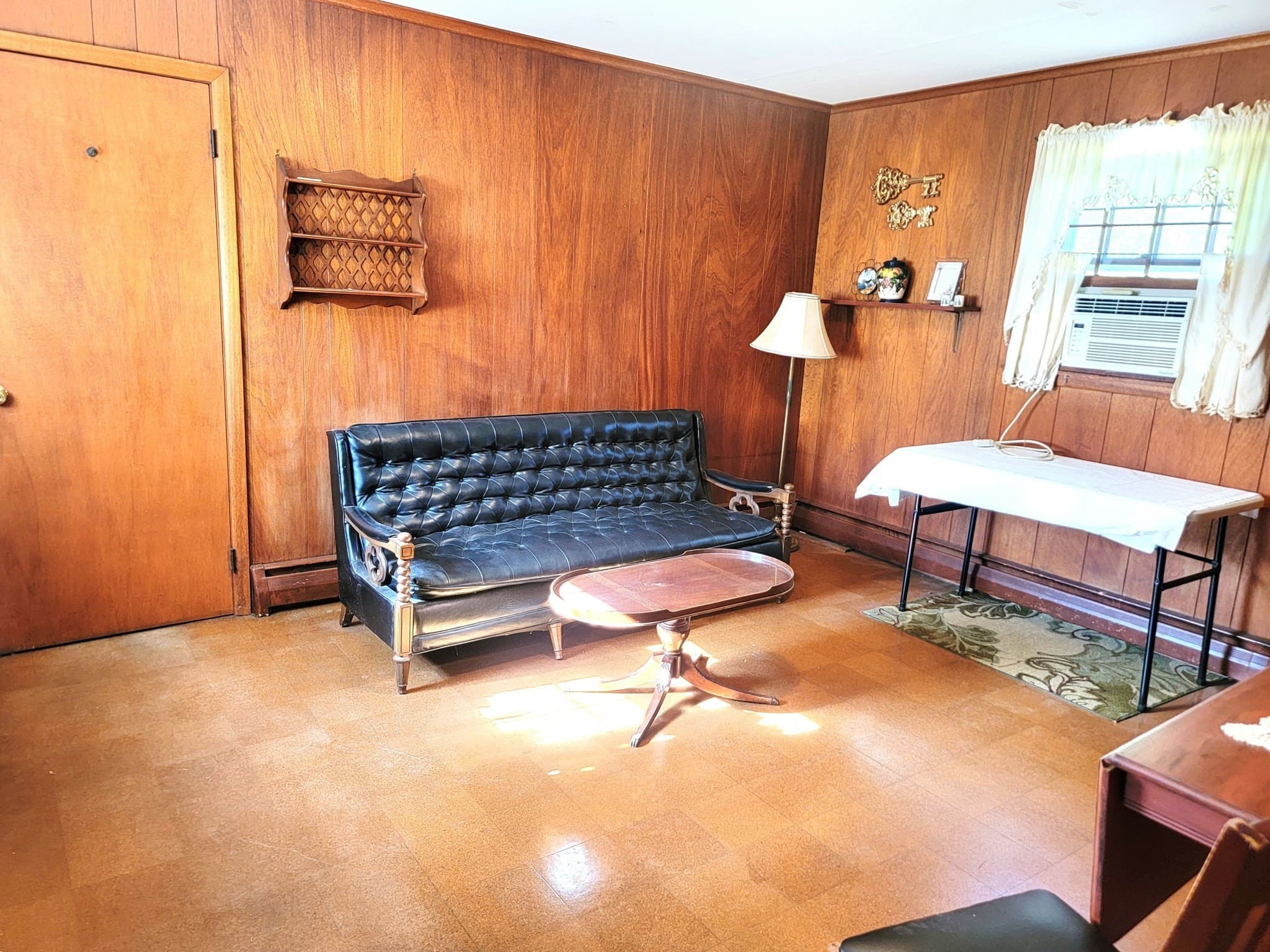 Single Family Residence at 232 Somers Rd, East Longmeadow MA 01028, East Longmeadow, photo 2 of 17