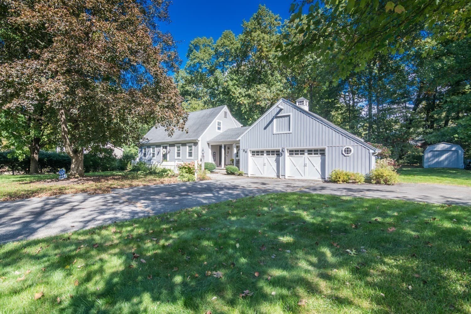 Single Family Residence at 96 Sweetfern Dr, West Springfield MA 01089, photo 2 of 40