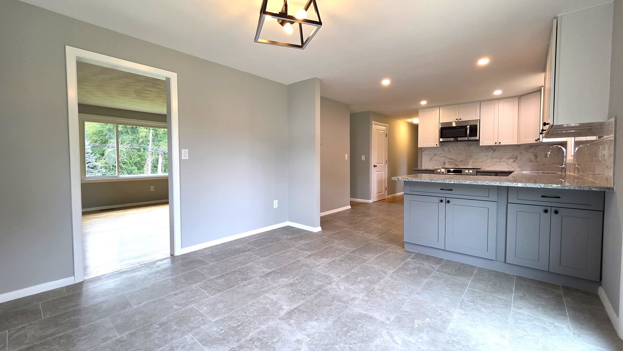Single Family Residence at 62 Millville Rd, Mendon MA 01756, photo 8 of 36