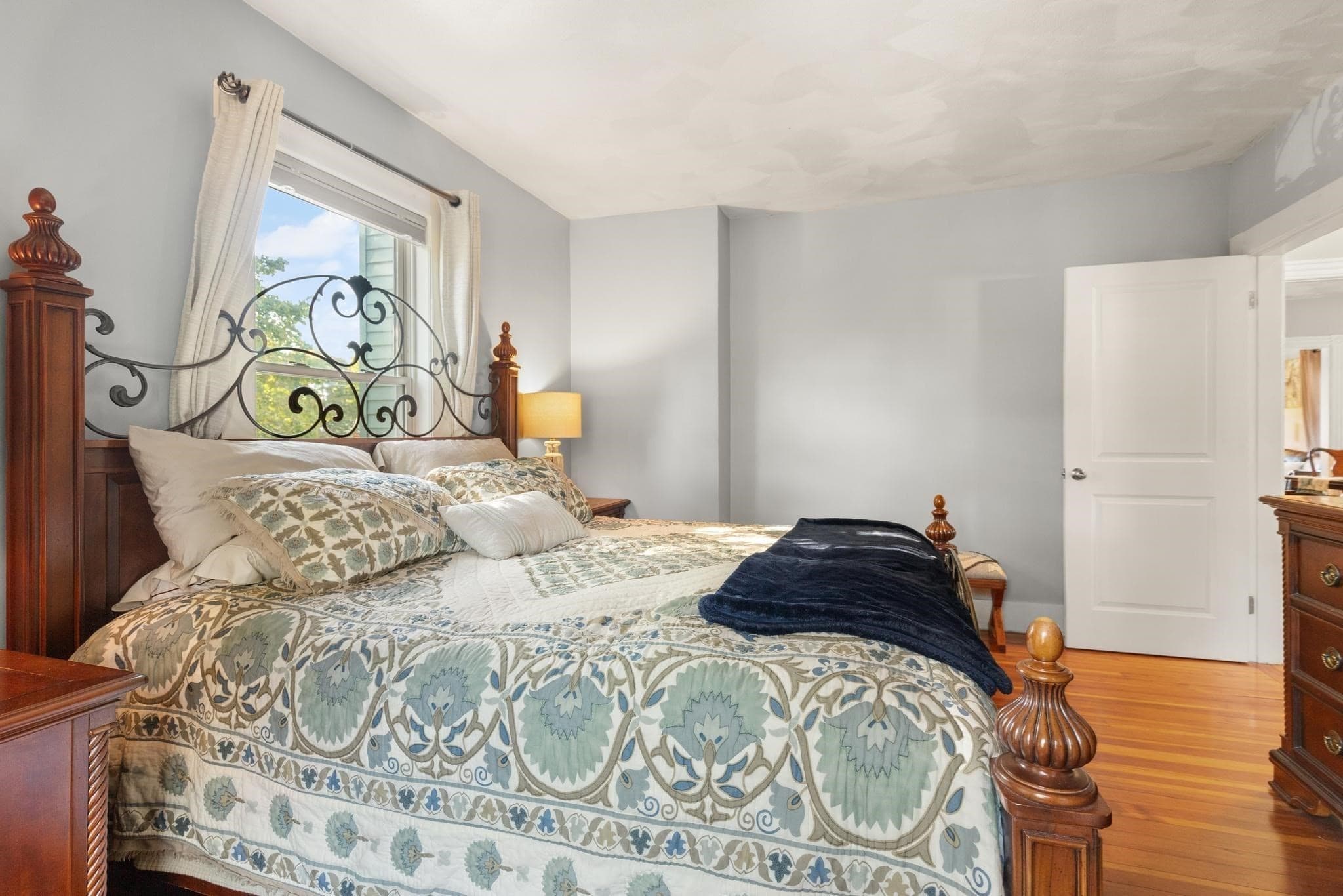 2 Family - 2 Units Up/Down at 12 Newbury St, Beverly MA 01915, photo 14 of 42