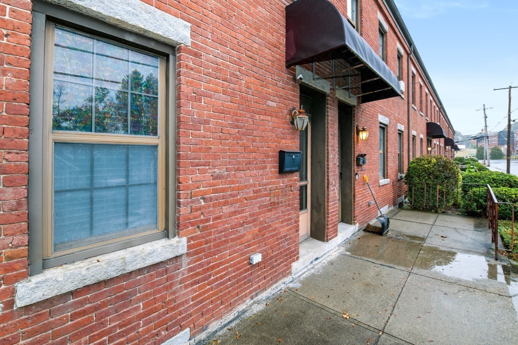 Condominium at 33 Grove St # 33, Clinton MA 01510, photo 5 of 36