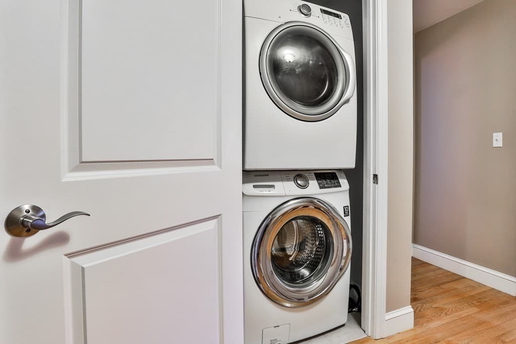 Condominium at 146 Adams Street # 2, Waltham MA 02453, Waltham, photo 18 of 26