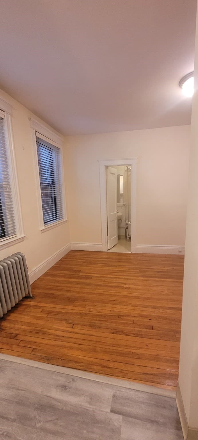 Condominium at 60 Queensberry St # 2, Boston MA 02215, Boston, photo 5 of 12