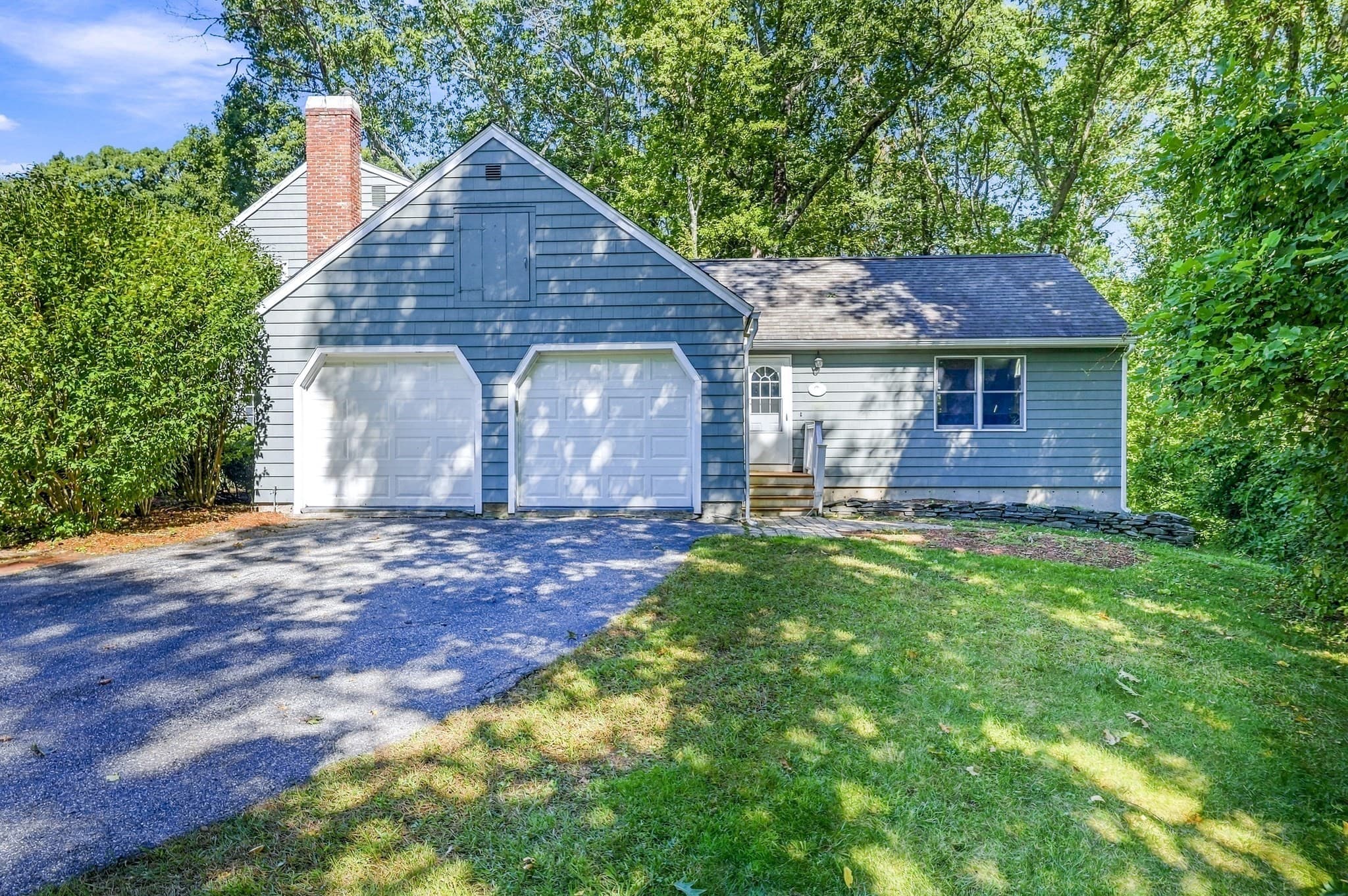 Single Family Residence at 41 Amble Rd, Chelmsford MA 01824, Chelmsford, photo 2 of 32