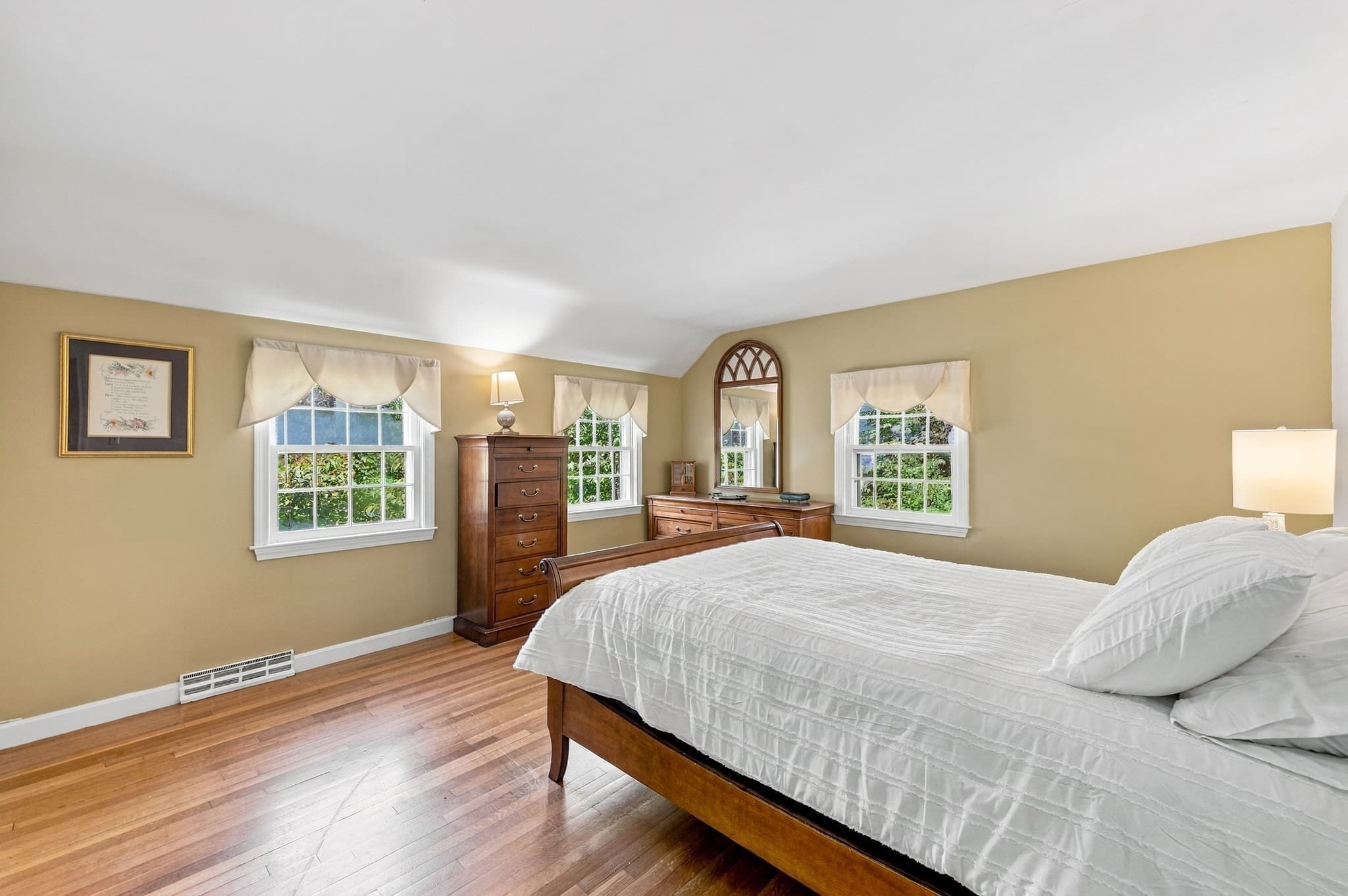 Single Family Residence at 41 Amble Rd, Chelmsford MA 01824, Chelmsford, photo 22 of 32