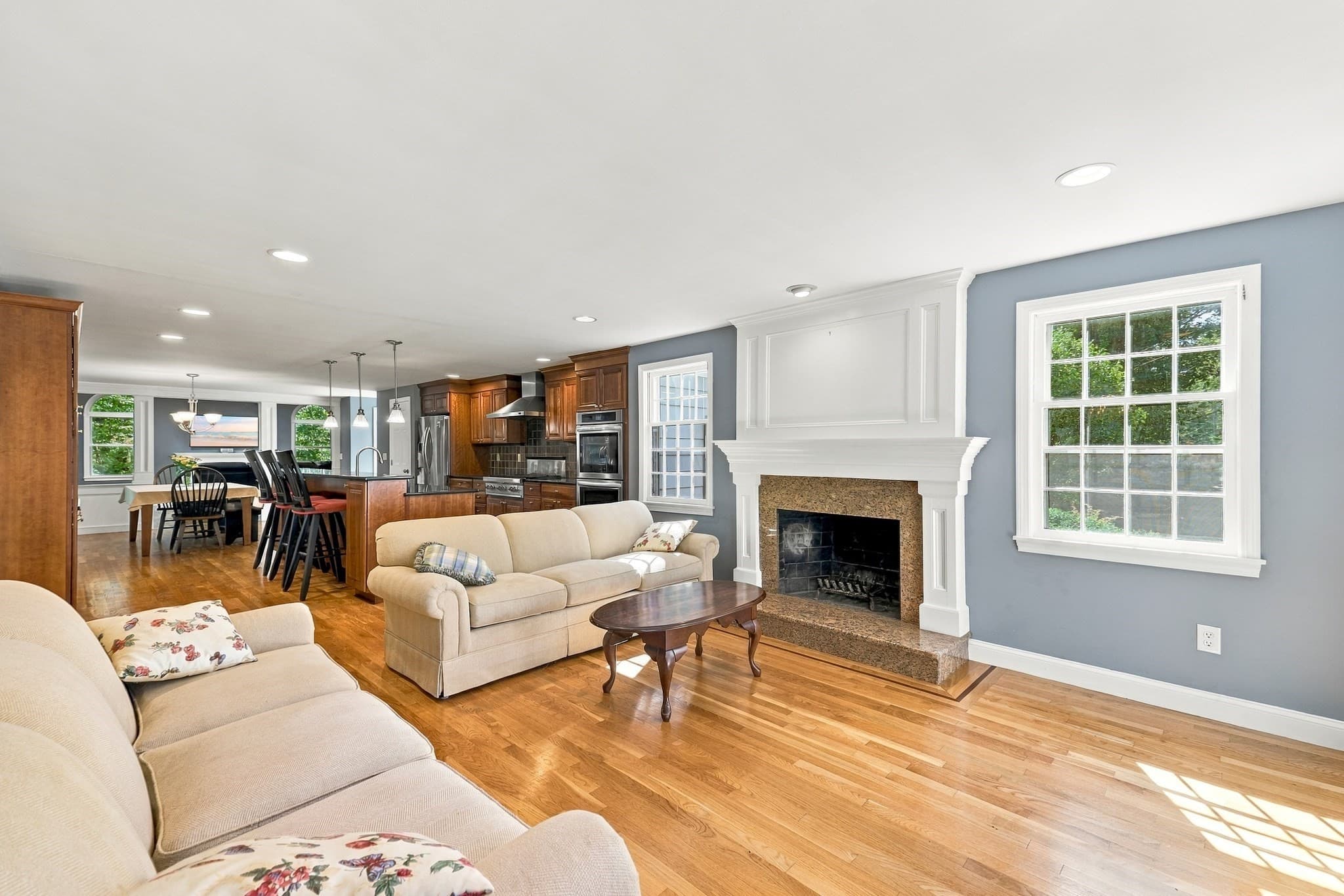 Single Family Residence at 41 Amble Rd, Chelmsford MA 01824, Chelmsford, photo 15 of 32