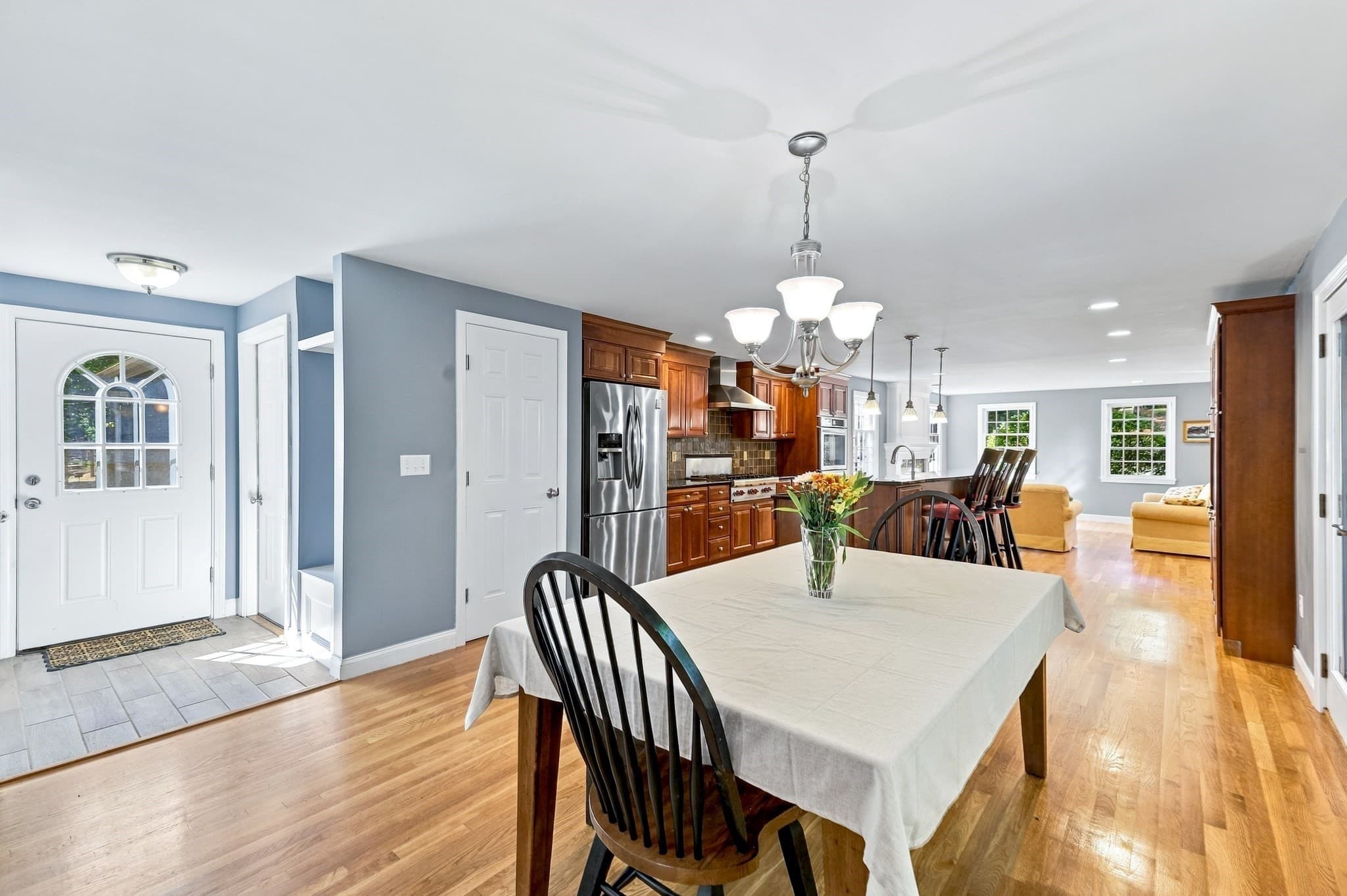 Single Family Residence at 41 Amble Rd, Chelmsford MA 01824, Chelmsford, photo 11 of 32