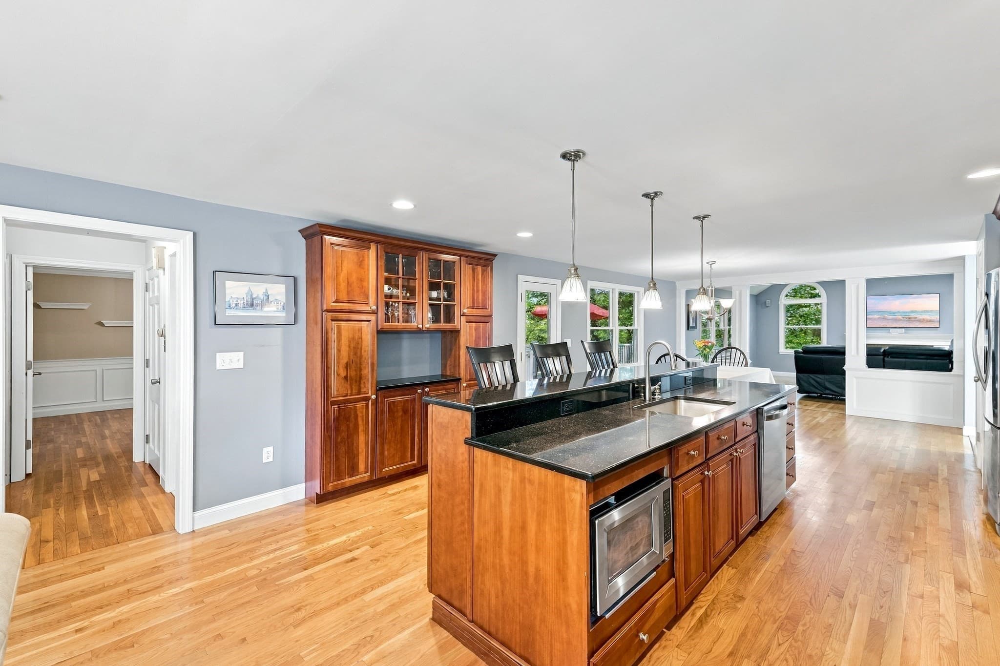Single Family Residence at 41 Amble Rd, Chelmsford MA 01824, Chelmsford, photo 8 of 32