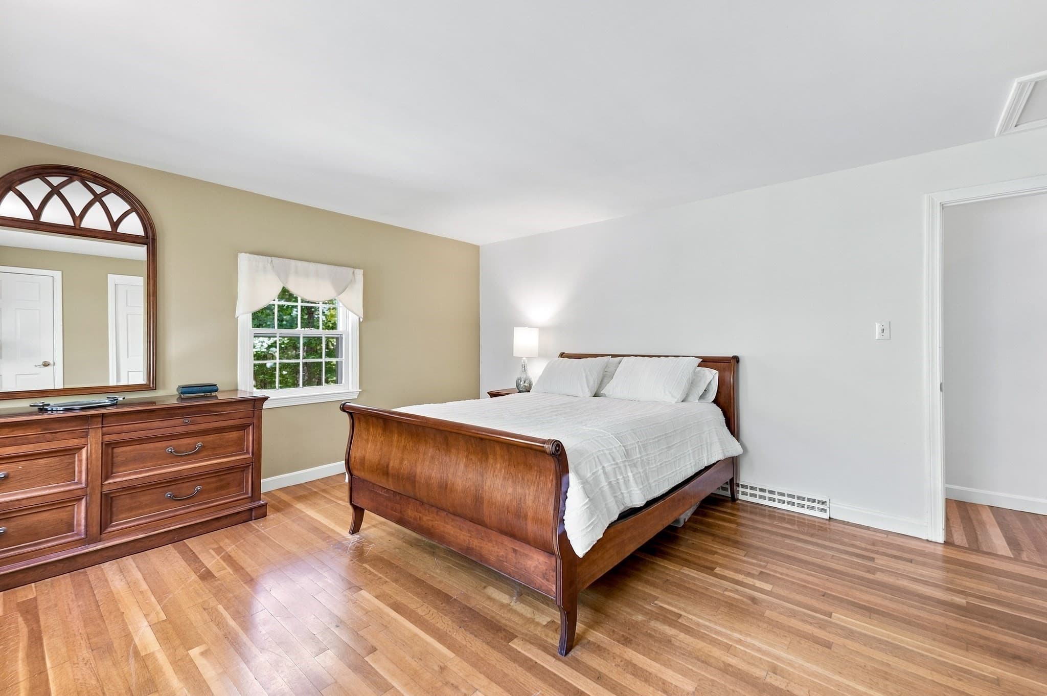 Single Family Residence at 41 Amble Rd, Chelmsford MA 01824, Chelmsford, photo 21 of 32