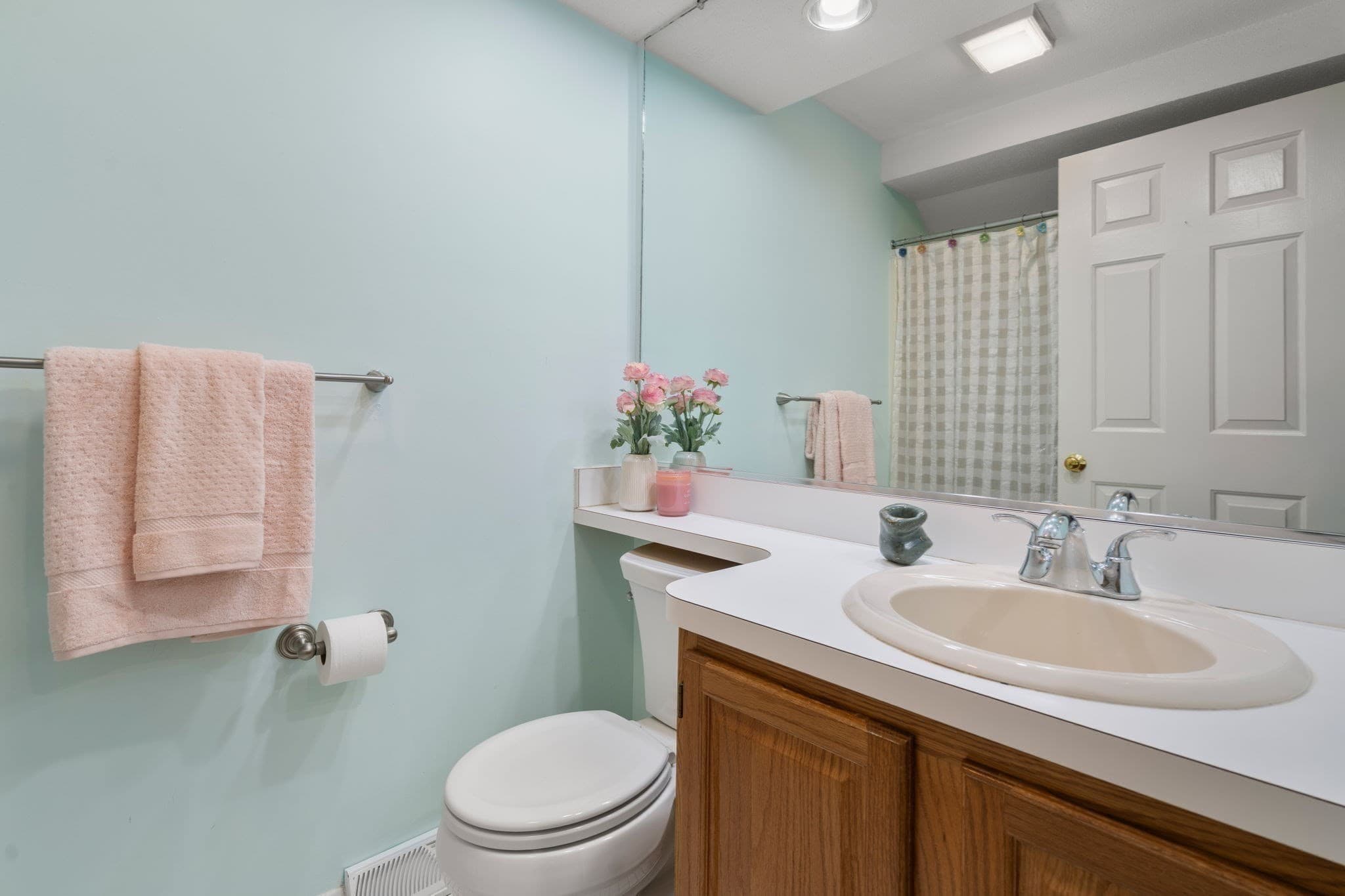 Condominium at 129 Stone Ridge Rd # 129, Franklin MA 02038, Franklin, photo 23 of 28