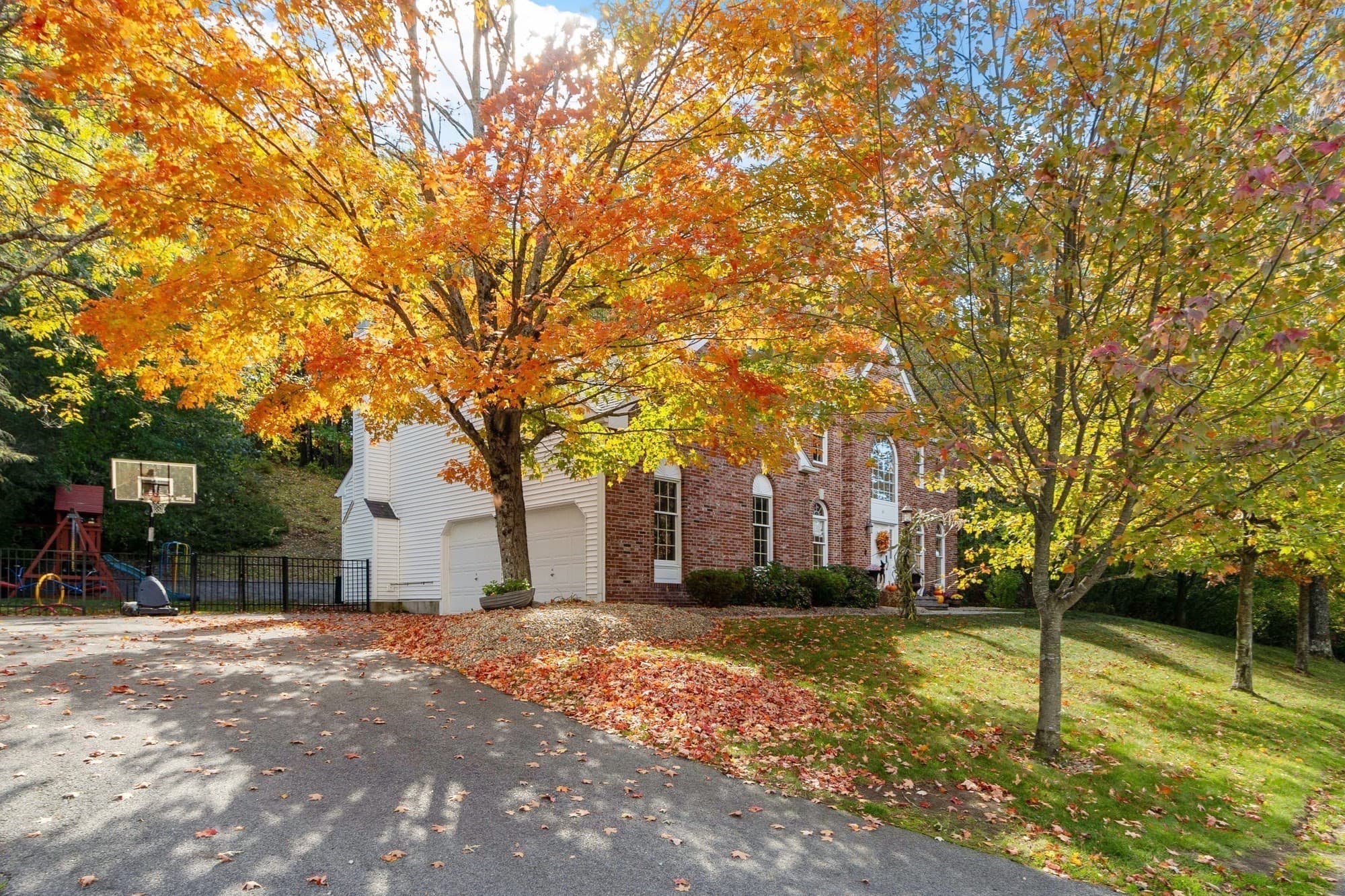Single Family Residence at 45 Rosemont Drive, North Andover MA 01845, North Andover, photo 40 of 42