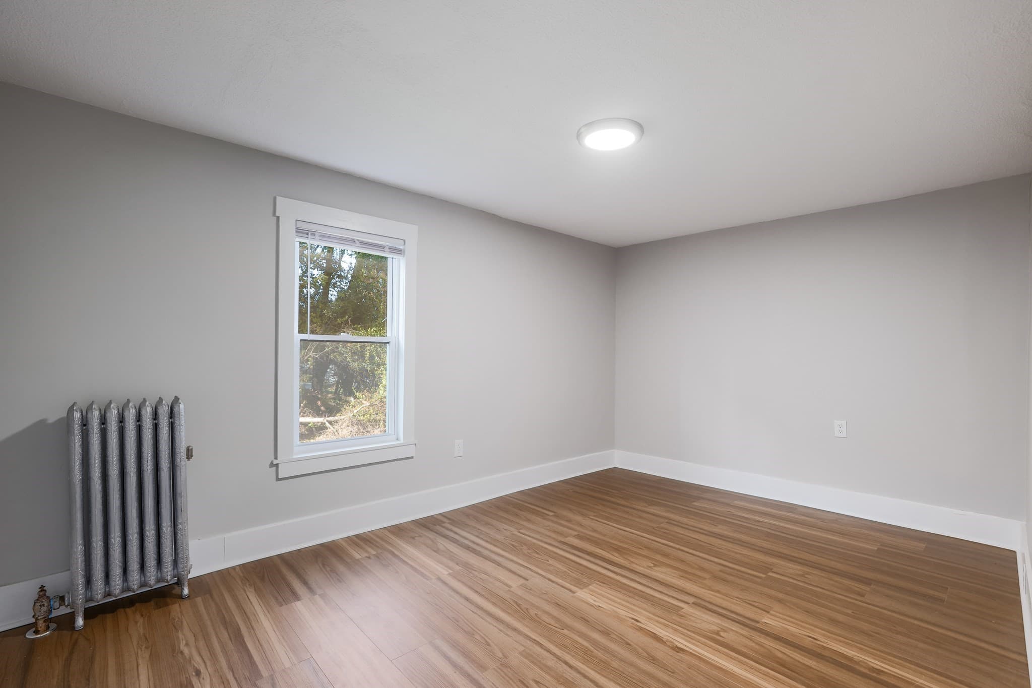 Single Family Residence at 231 Millbury St, Auburn MA 01501, Auburn, photo 11 of 42