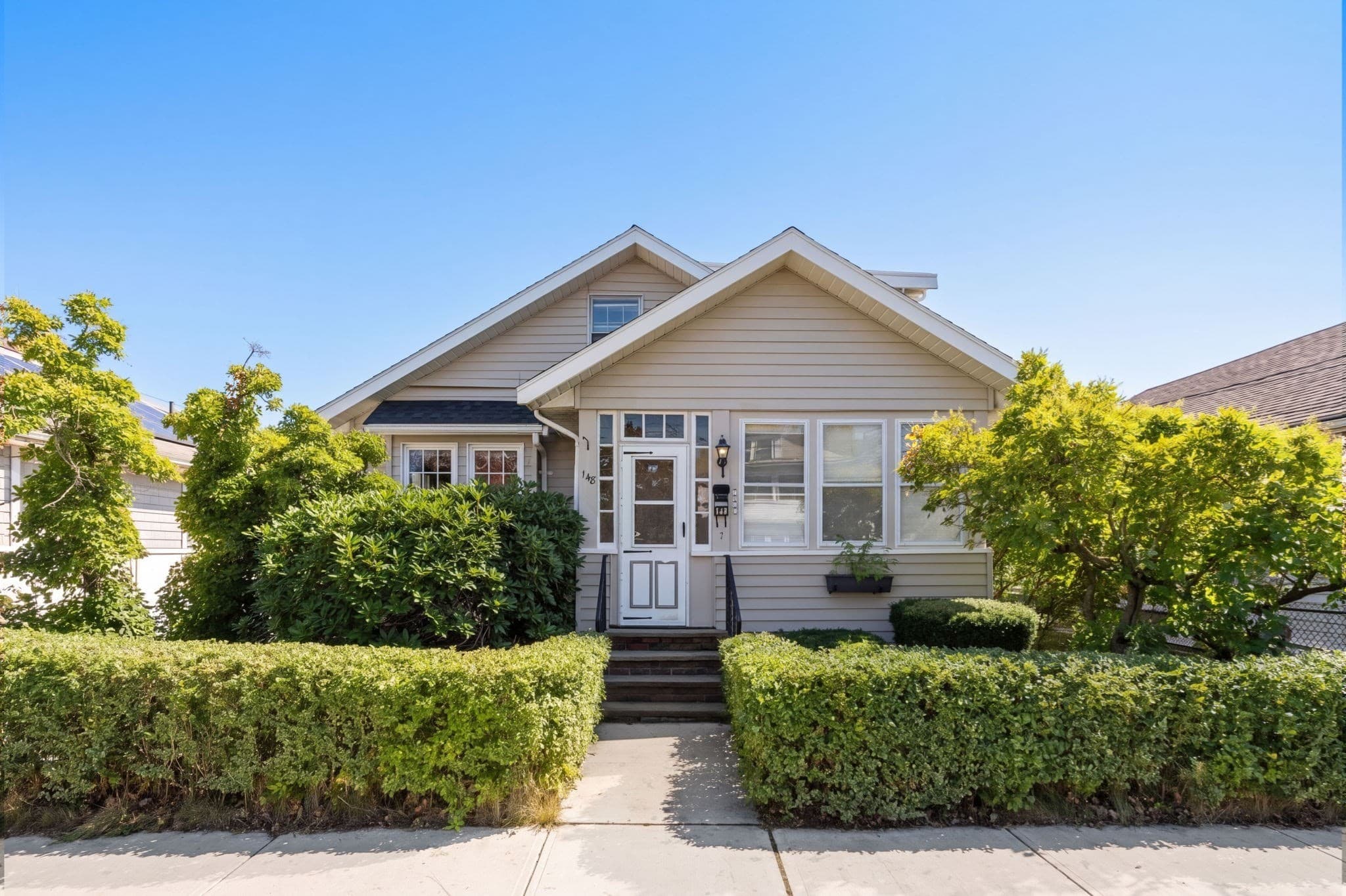 148 Wilson Ave, Quincy MA 02170