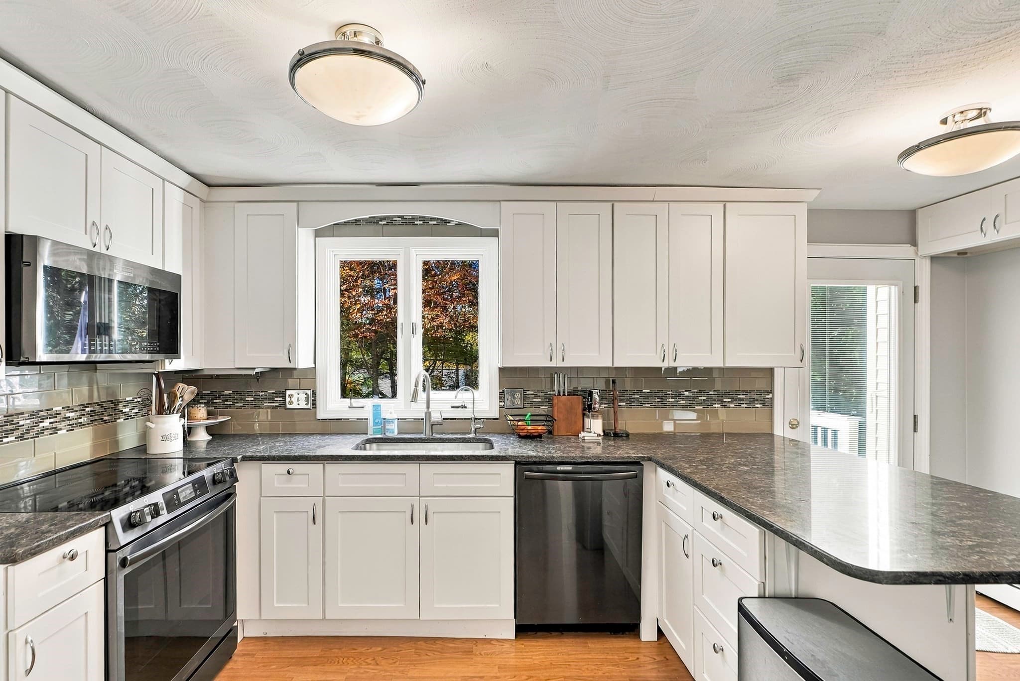 Single Family Residence at 15 Tammie Road, Hopedale MA 01747, photo 4 of 36