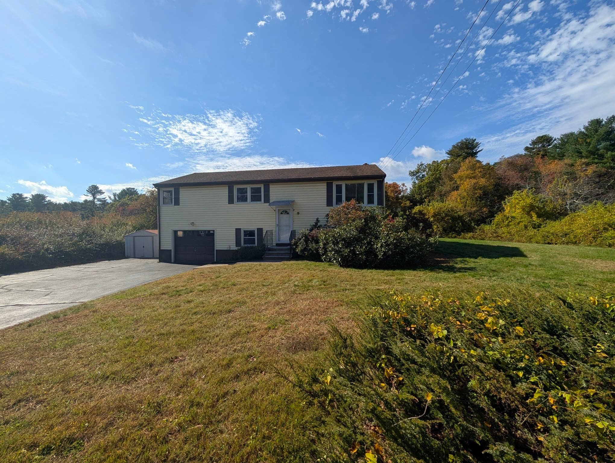 139 Charlton St, Oxford MA 01540
