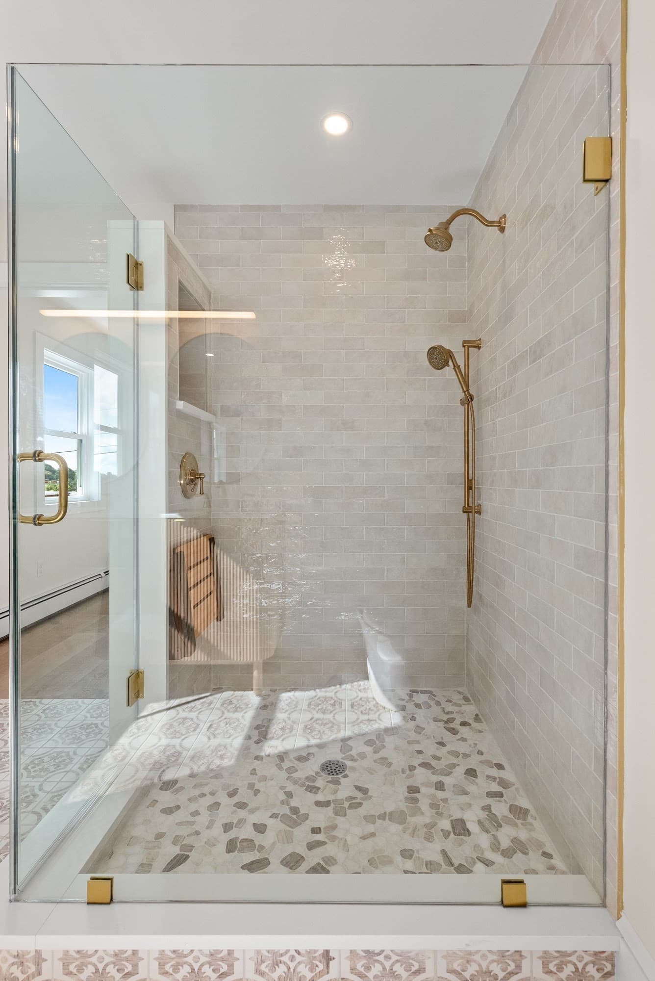 Condominium at 16 Reynard Street # 1, Gloucester MA 01930, photo 2 of 31