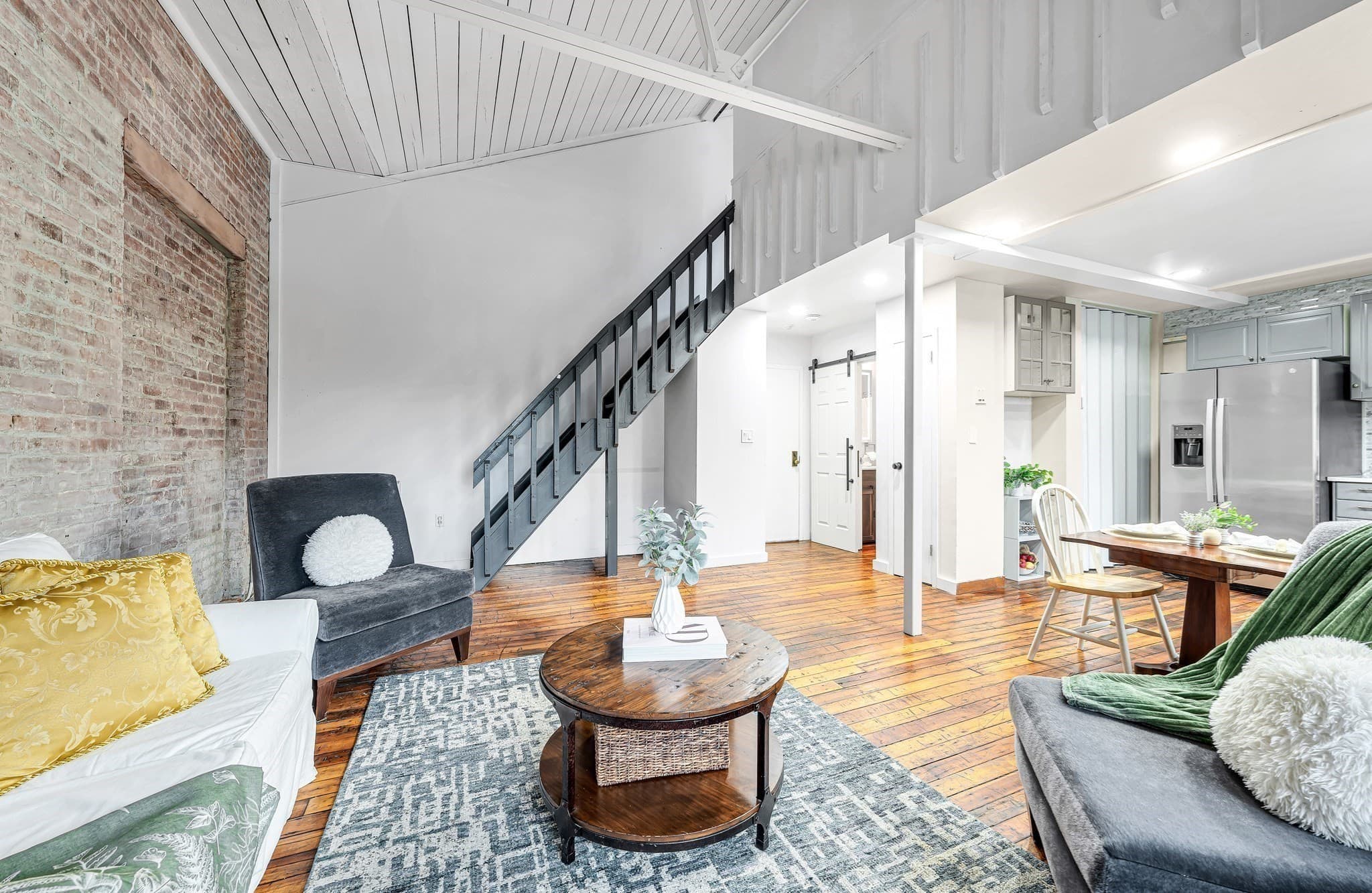 Condominium at 267 Locust St # 2A, Northampton MA 01062, Northampton, photo 2 of 27