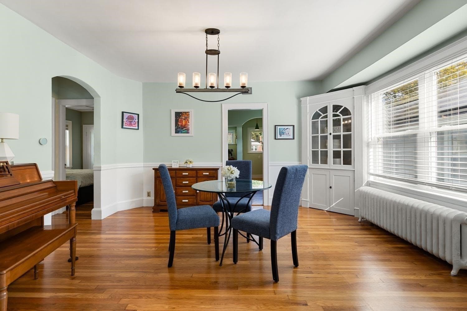 Single Family Residence at 51 Sherwood Rd, Medford MA 02155, photo 7 of 37