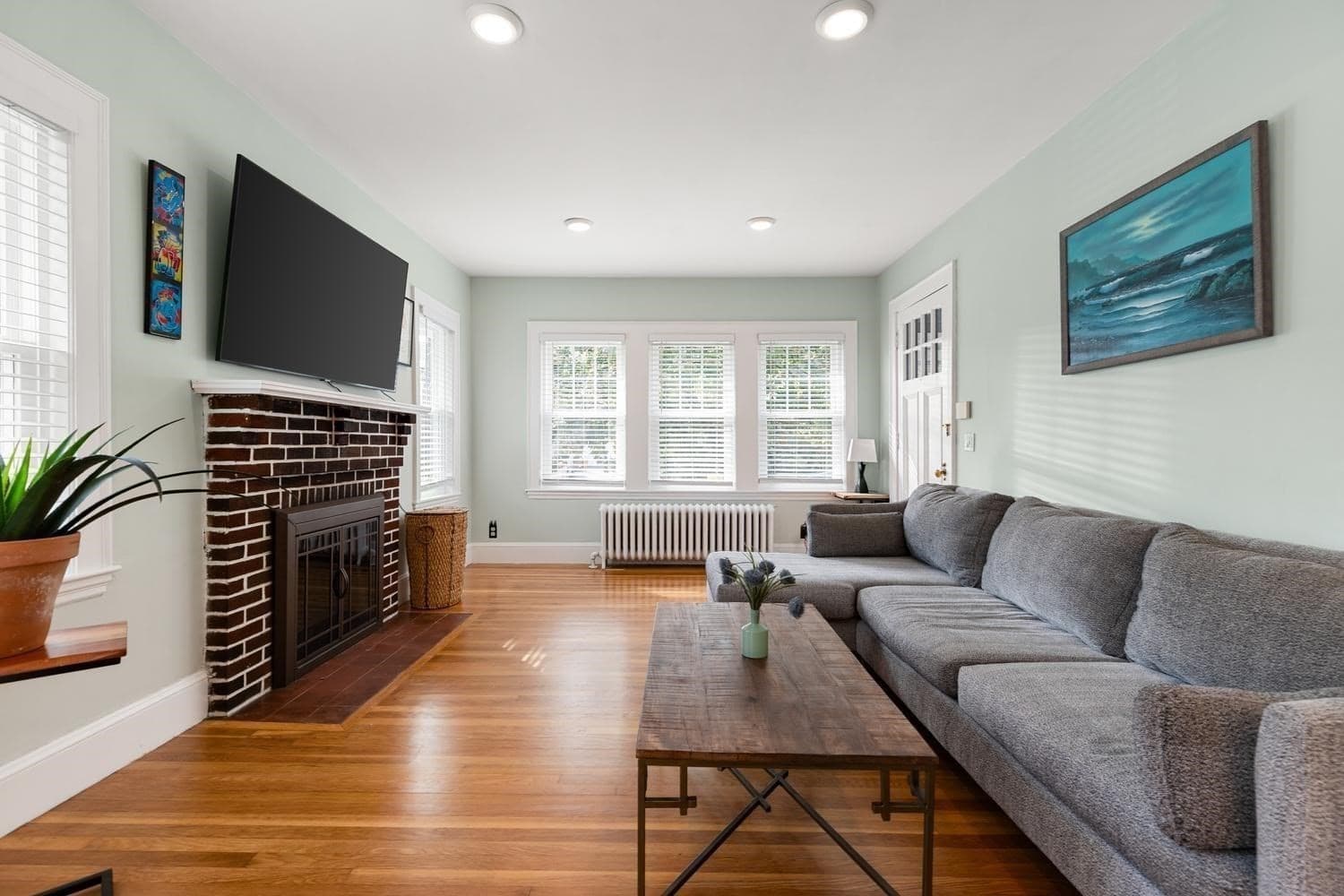Single Family Residence at 51 Sherwood Rd, Medford MA 02155, photo 5 of 37
