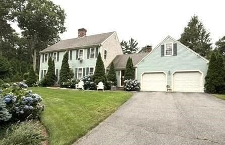 Single Family Residence at 8 Partridge Path, Sandwich MA 02537, Sandwich, photo 2 of 37