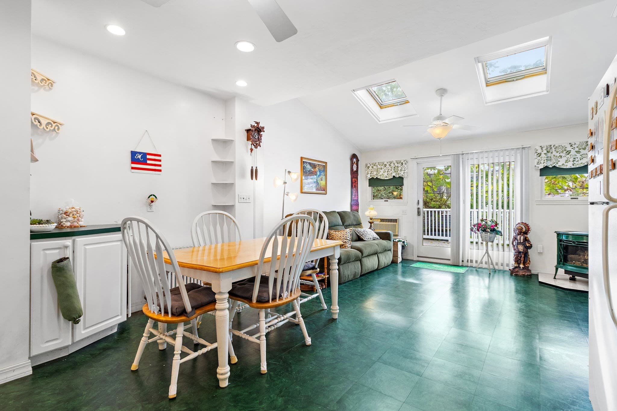 Single Family Residence at 463 E 6th St, Boston MA 02127, Boston, photo 7 of 26