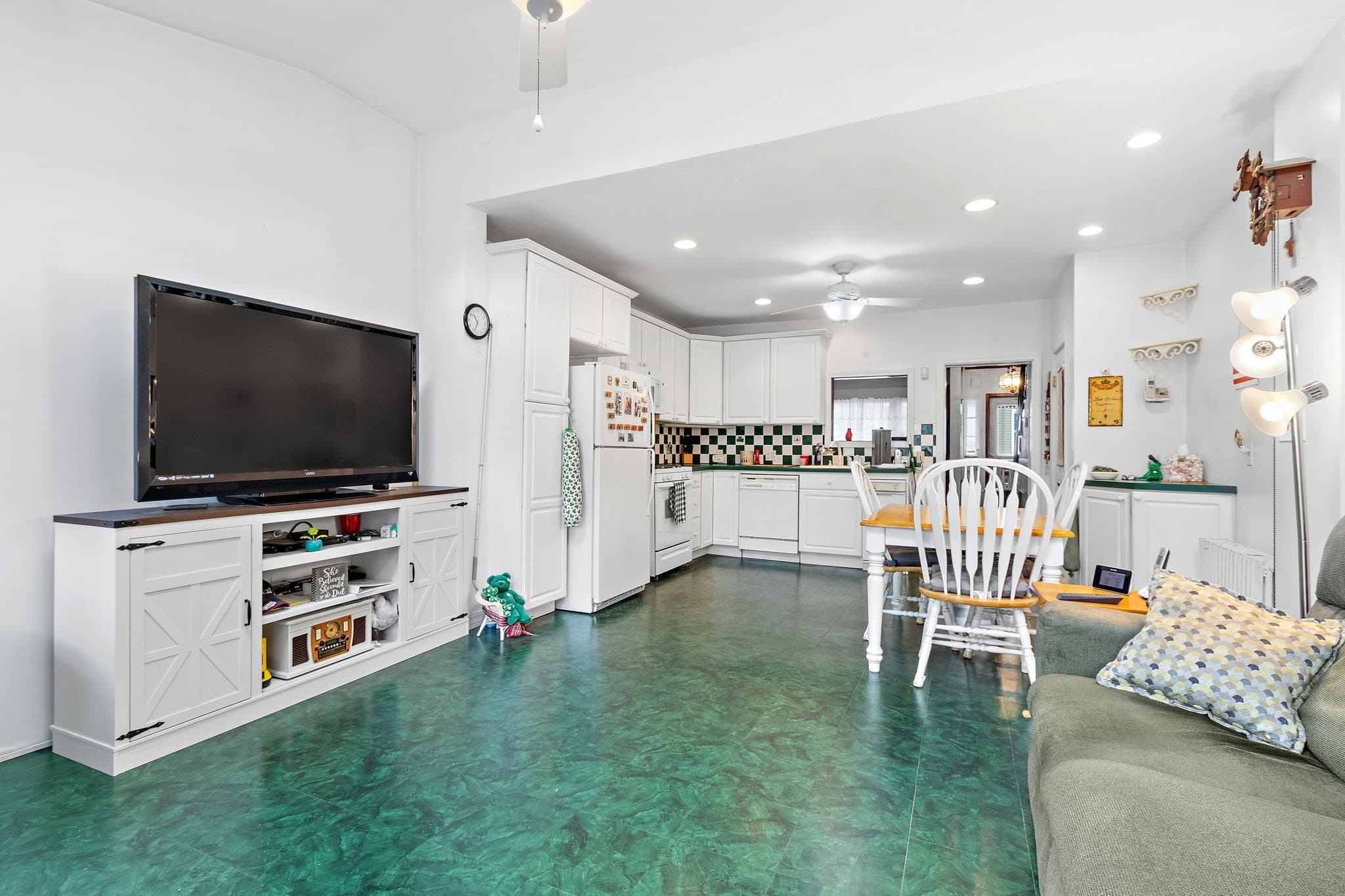 Single Family Residence at 463 E 6th St, Boston MA 02127, Boston, photo 8 of 26