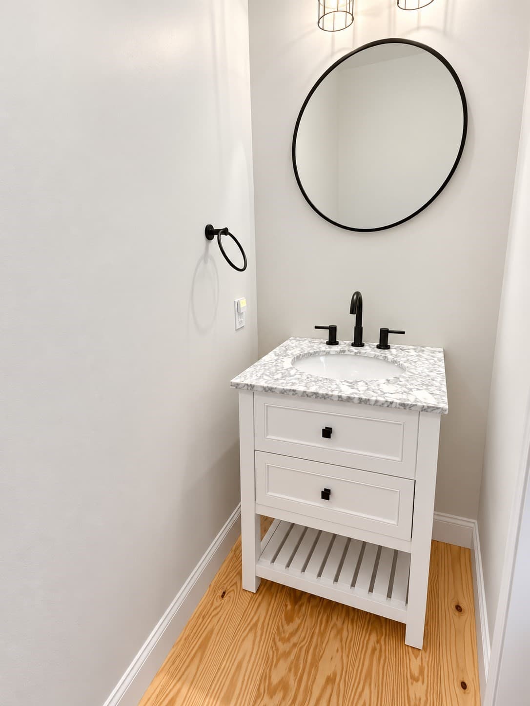 Single Family Residence at 138 Market St, Amesbury MA 01913, Amesbury, photo 12 of 22