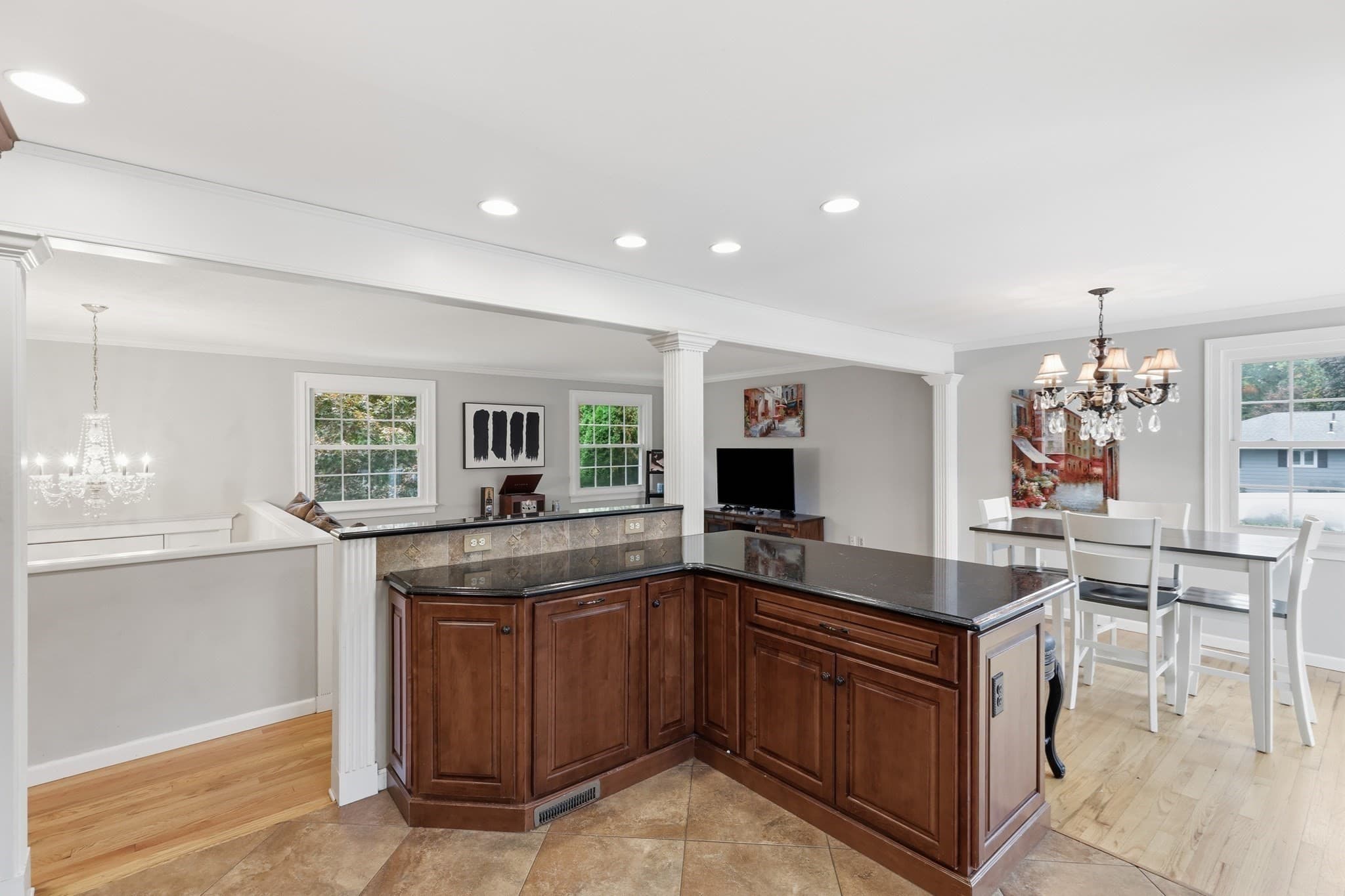 Single Family Residence at 684 Maple Rd, Longmeadow MA 01106, photo 16 of 42