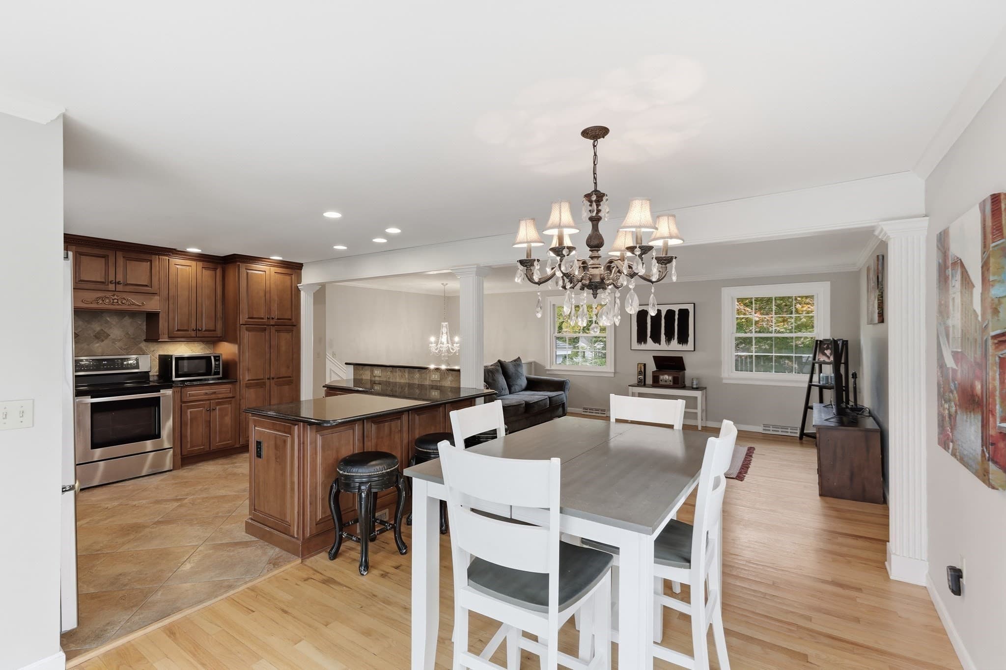 Single Family Residence at 684 Maple Rd, Longmeadow MA 01106, photo 12 of 42