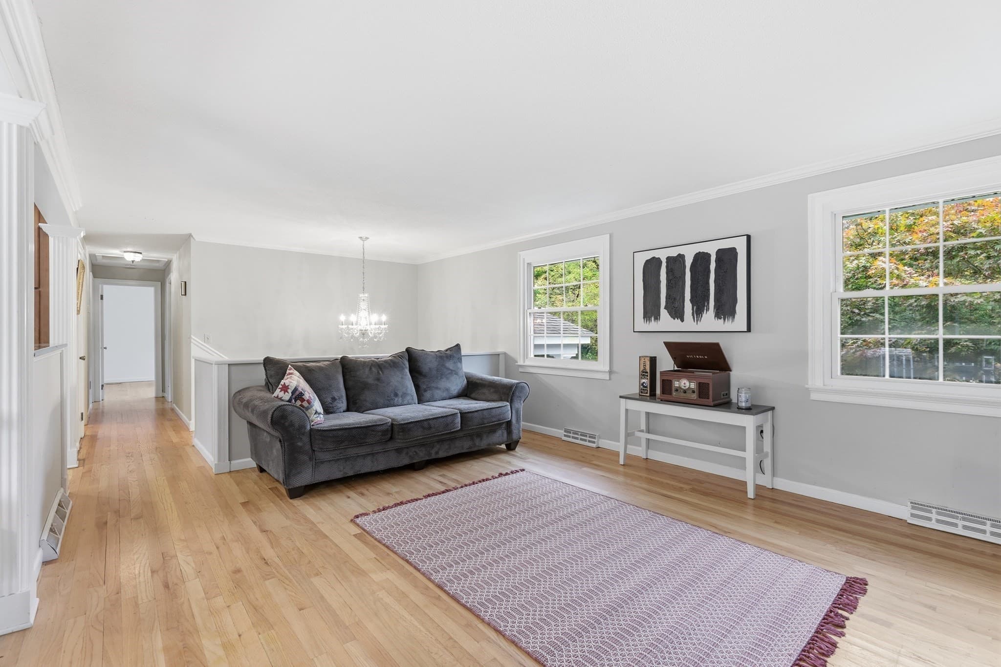Single Family Residence at 684 Maple Rd, Longmeadow MA 01106, photo 9 of 42