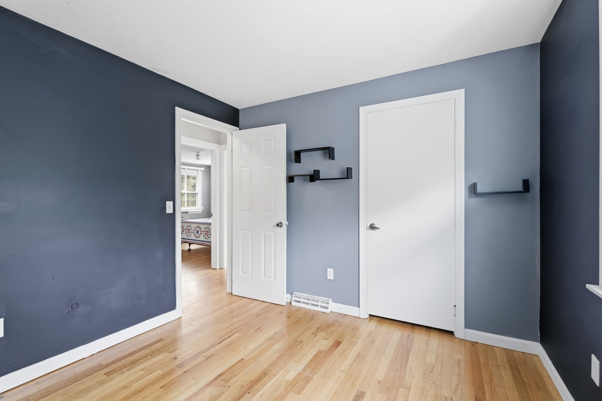 Single Family Residence at 684 Maple Rd, Longmeadow MA 01106, photo 24 of 42