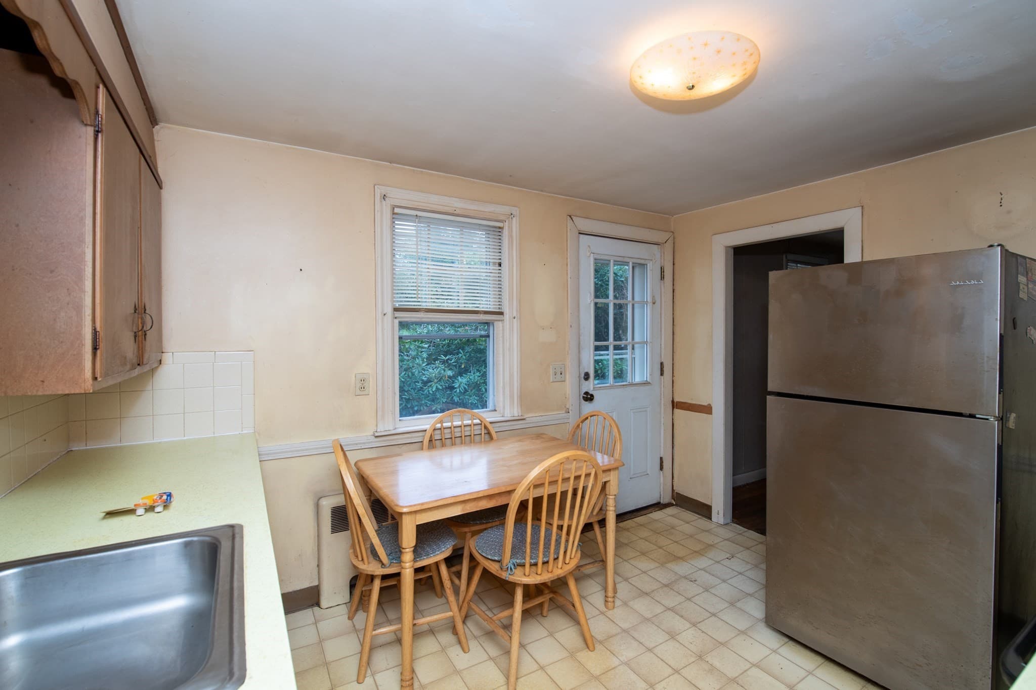 Single Family Residence at 477 Teaticket Highway, Falmouth MA 02536, photo 9 of 16