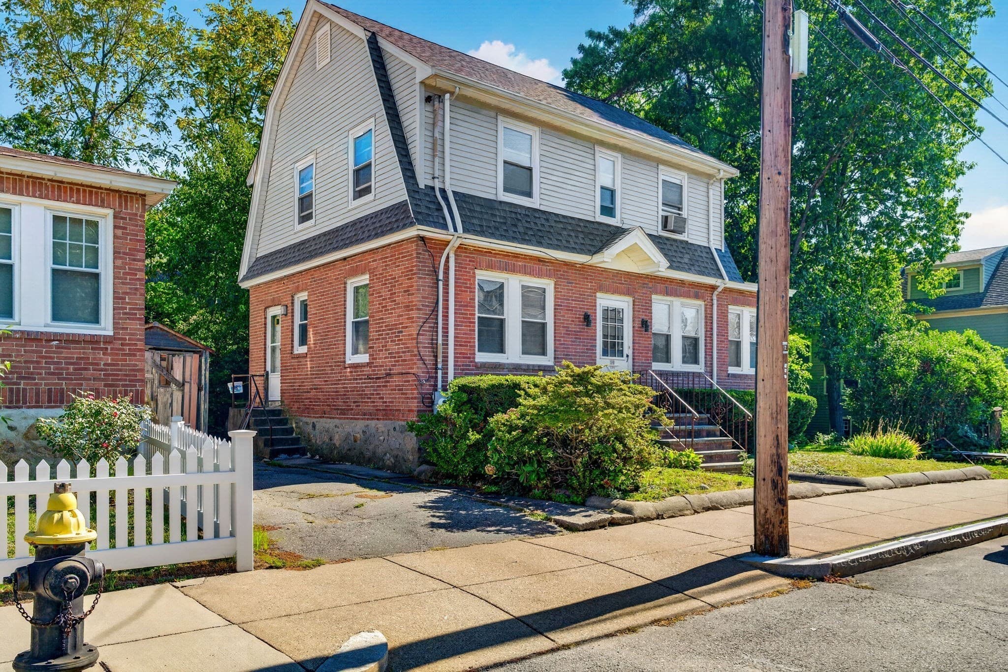 Single Family Residence at 19 Stearns Rd, Boston MA 02132, Boston, photo 4 of 23
