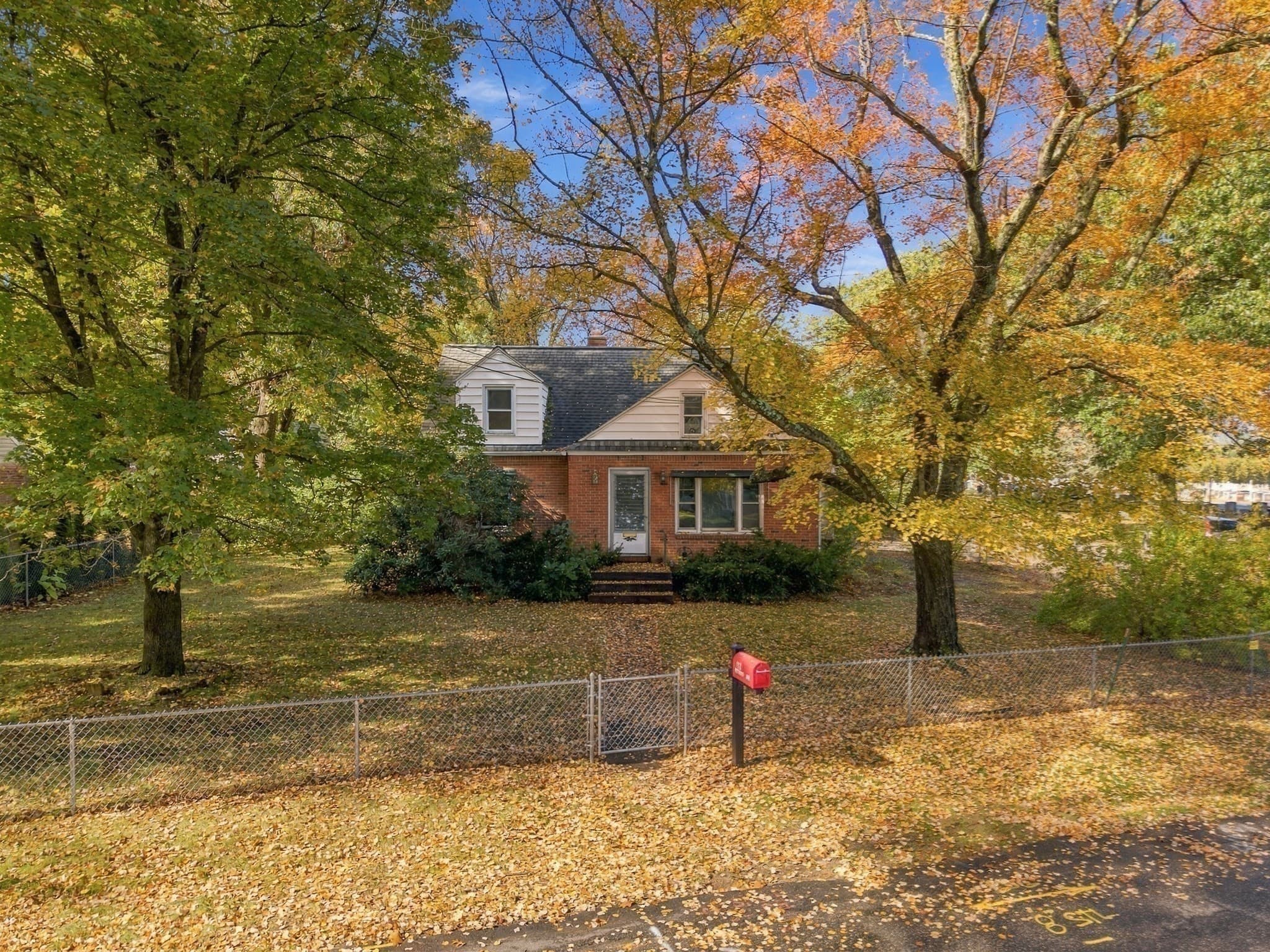 Single Family Residence at 112 Pittroff Ave, South Hadley MA 01075, photo 23 of 28