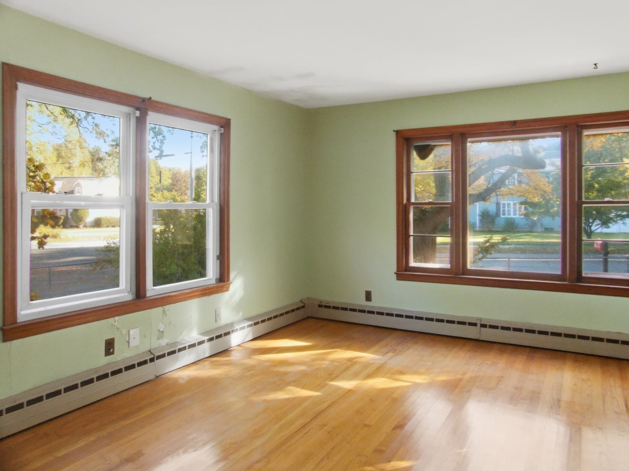 Single Family Residence at 112 Pittroff Ave, South Hadley MA 01075, photo 7 of 28