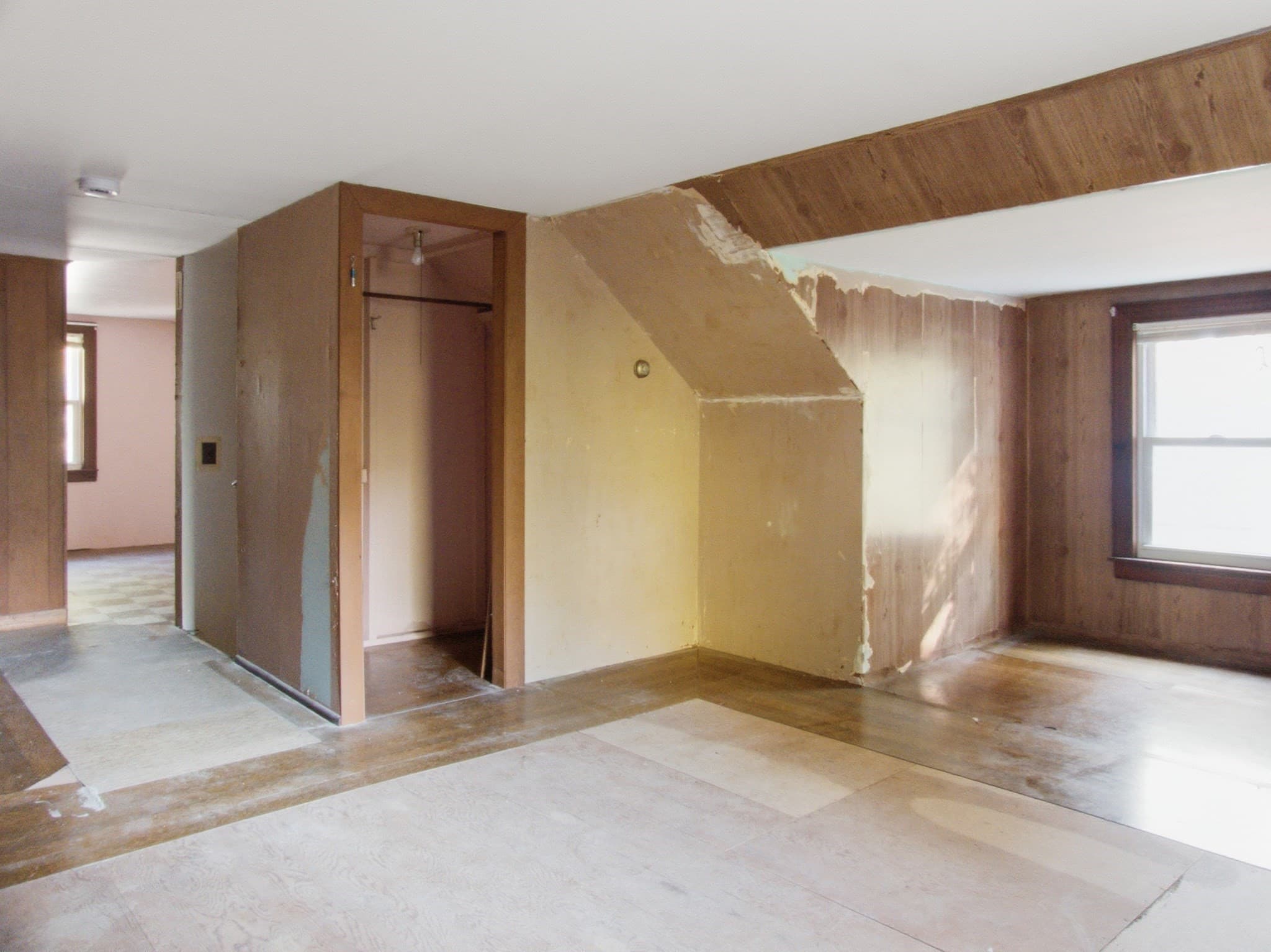 Single Family Residence at 112 Pittroff Ave, South Hadley MA 01075, photo 18 of 28
