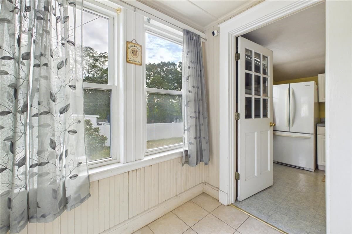 Single Family Residence at 140 Lake St, Weymouth MA 02189, Weymouth, photo 23 of 40