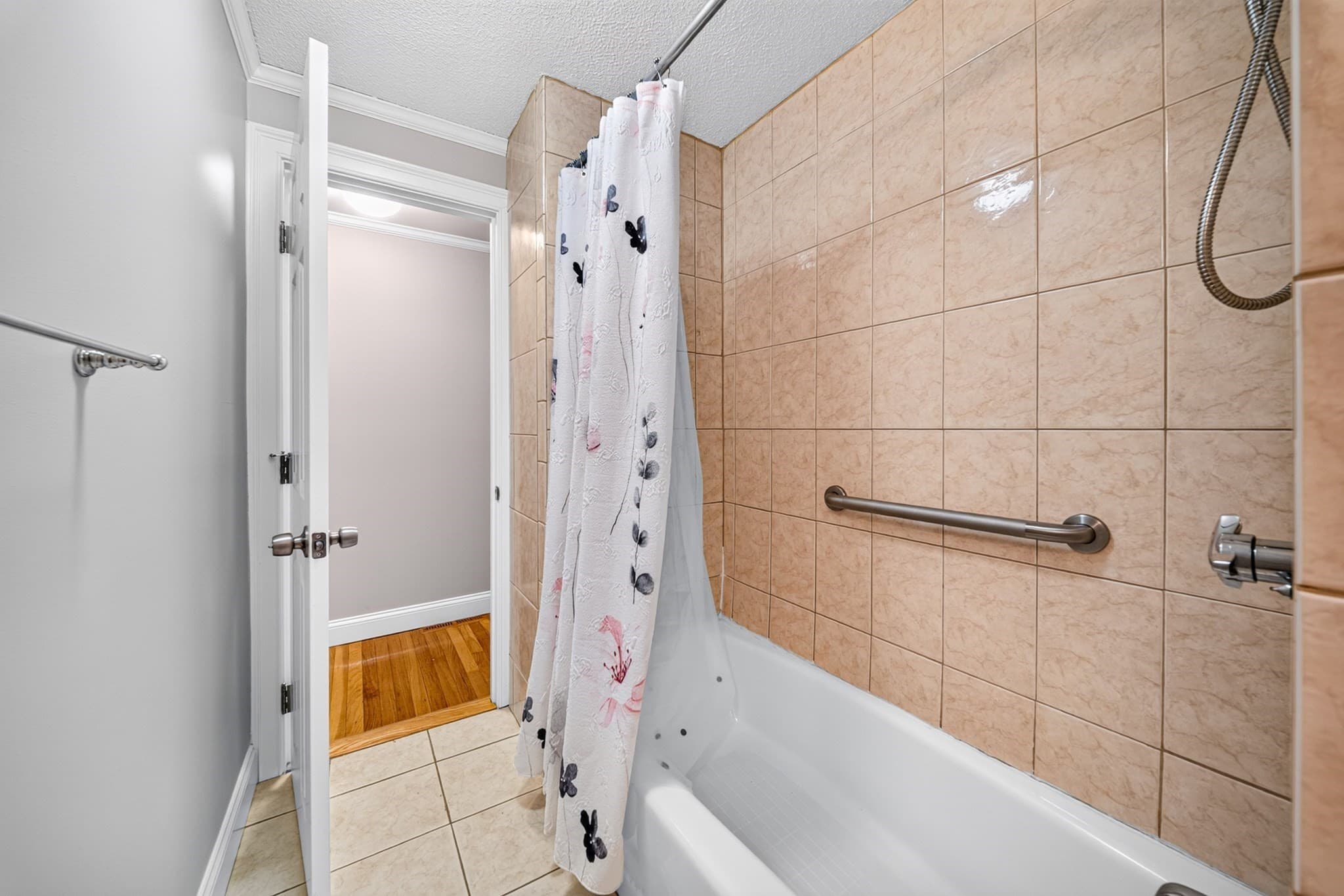 Single Family Residence at 2 Allard Way, Billerica MA 01821, Billerica, photo 20 of 37