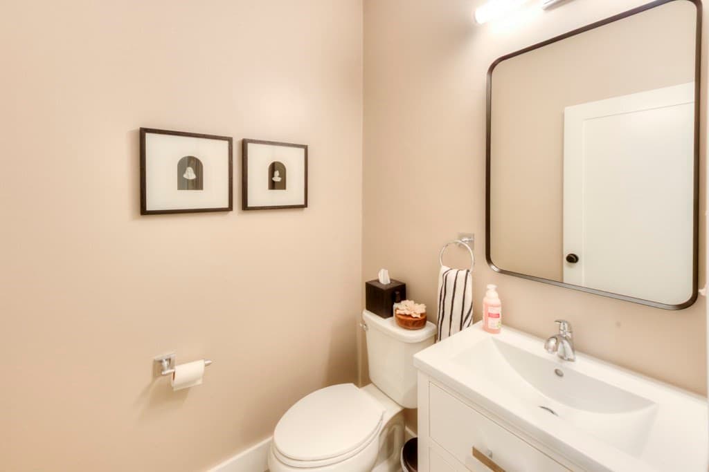 Condominium at 21 Salisbury Hill Boulevard # 0, Worcester MA 01609, photo 12 of 40
