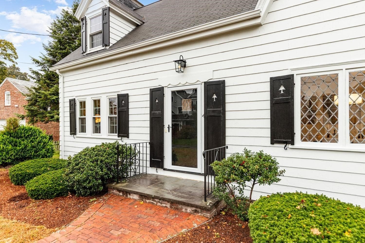 Single Family Residence at 4 Harrington Road, Winchester MA 01890, Winchester, photo 4 of 40