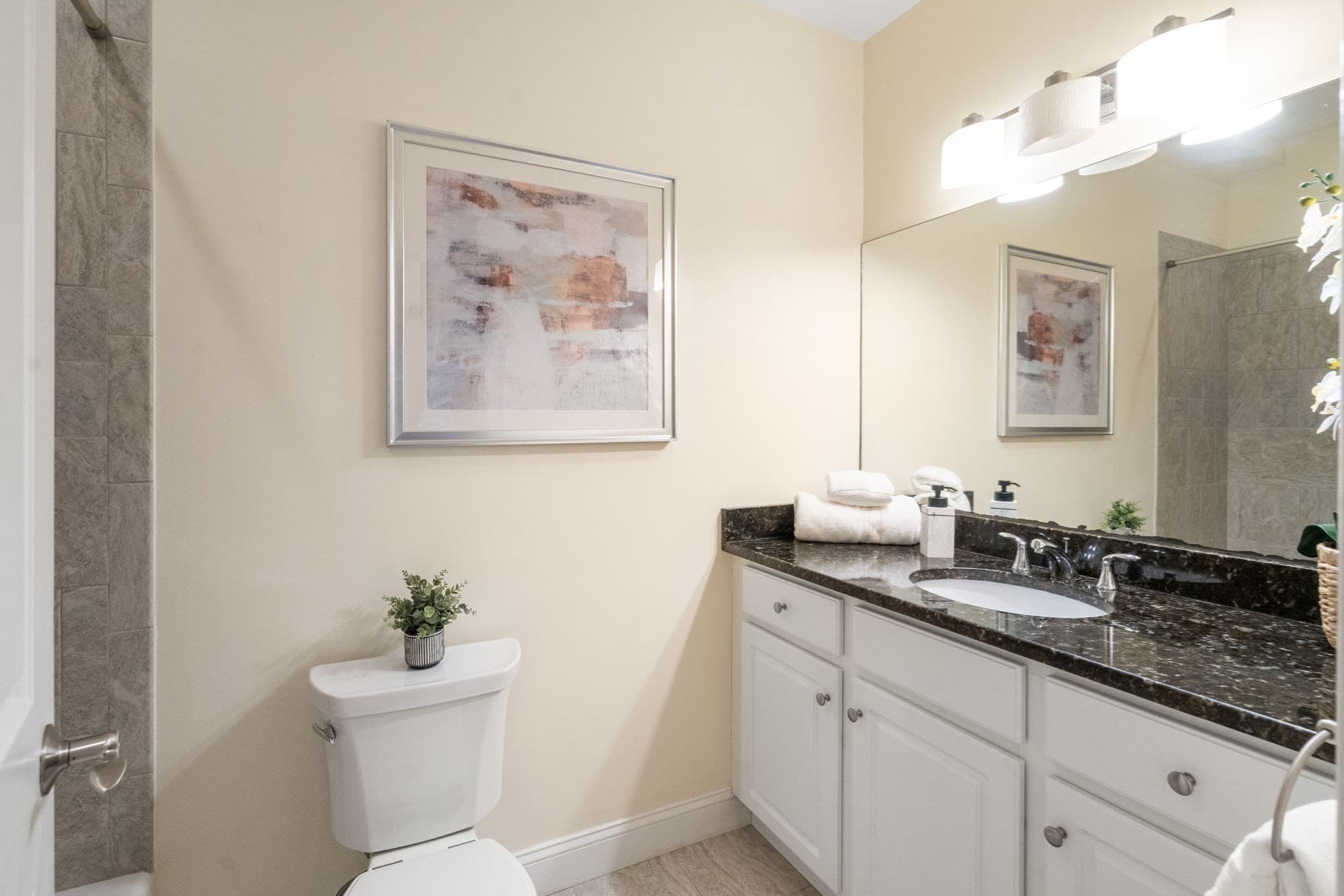 Condominium at 282 Maverick St # 2, Boston MA 02128, Boston, photo 9 of 18