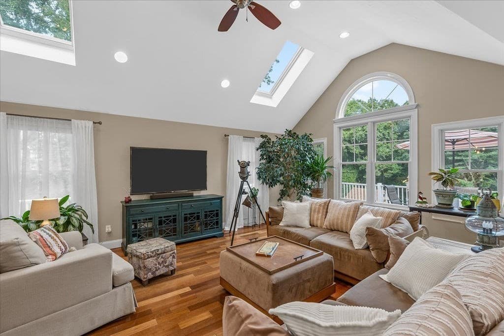 Single Family Residence at 22 Colt Lane, Plymouth MA 02360, Plymouth, photo 6 of 42